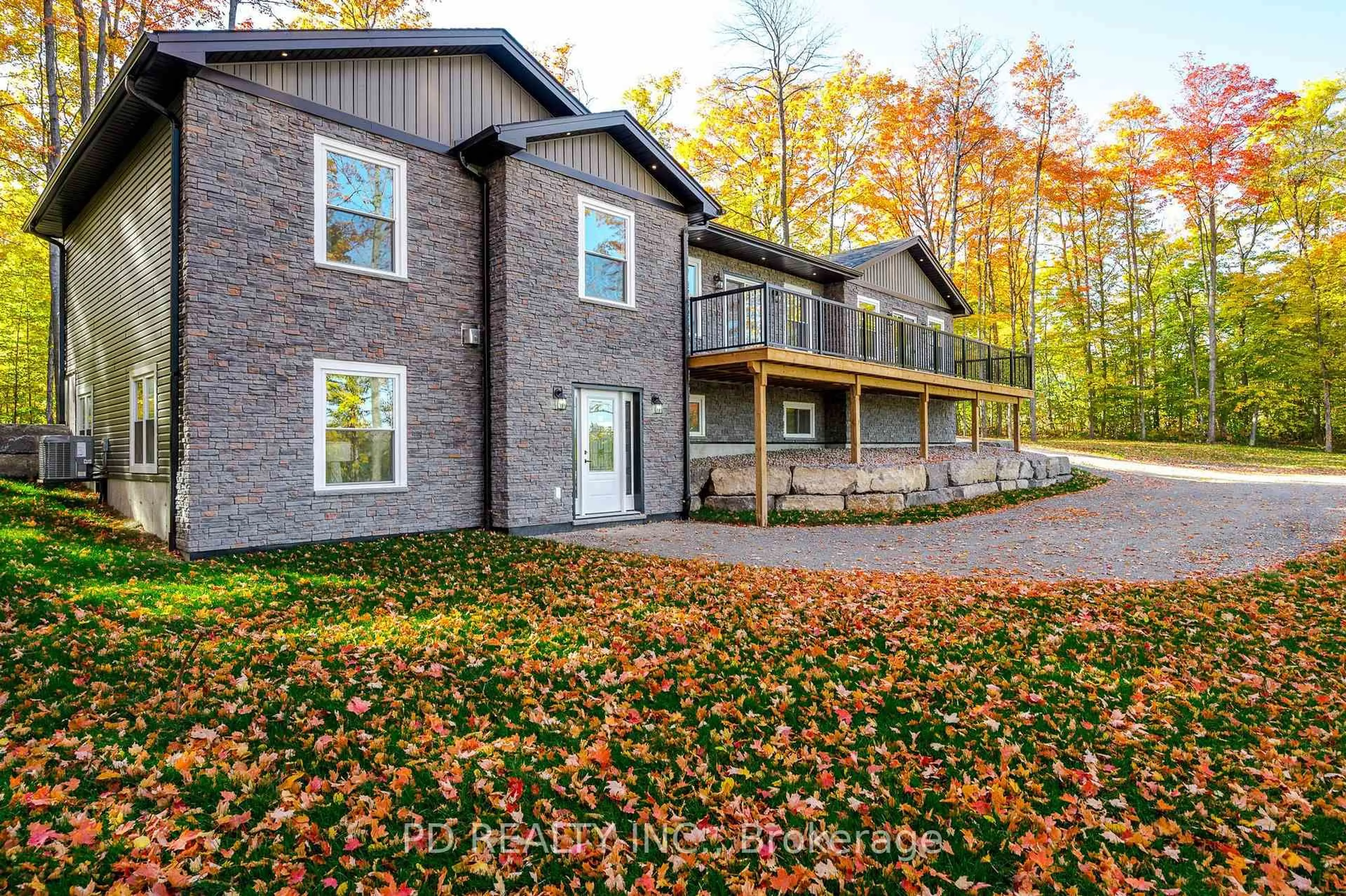 Home with brick exterior material, unknown for 2 East St, Kawartha Lakes Ontario L0A 1A0