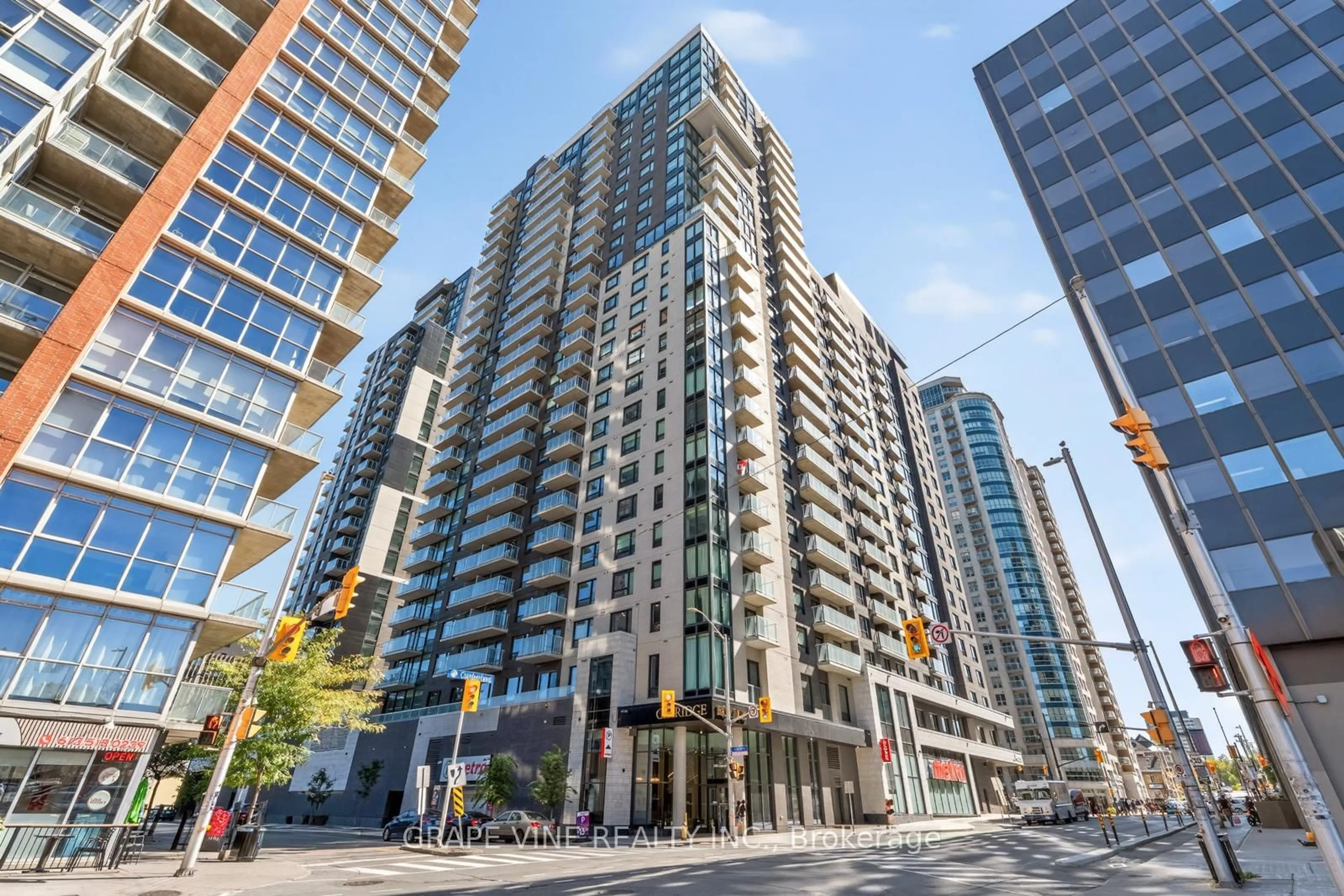 Patio, unknown for 180 George St #601, Ottawa Ontario K1N 0G8