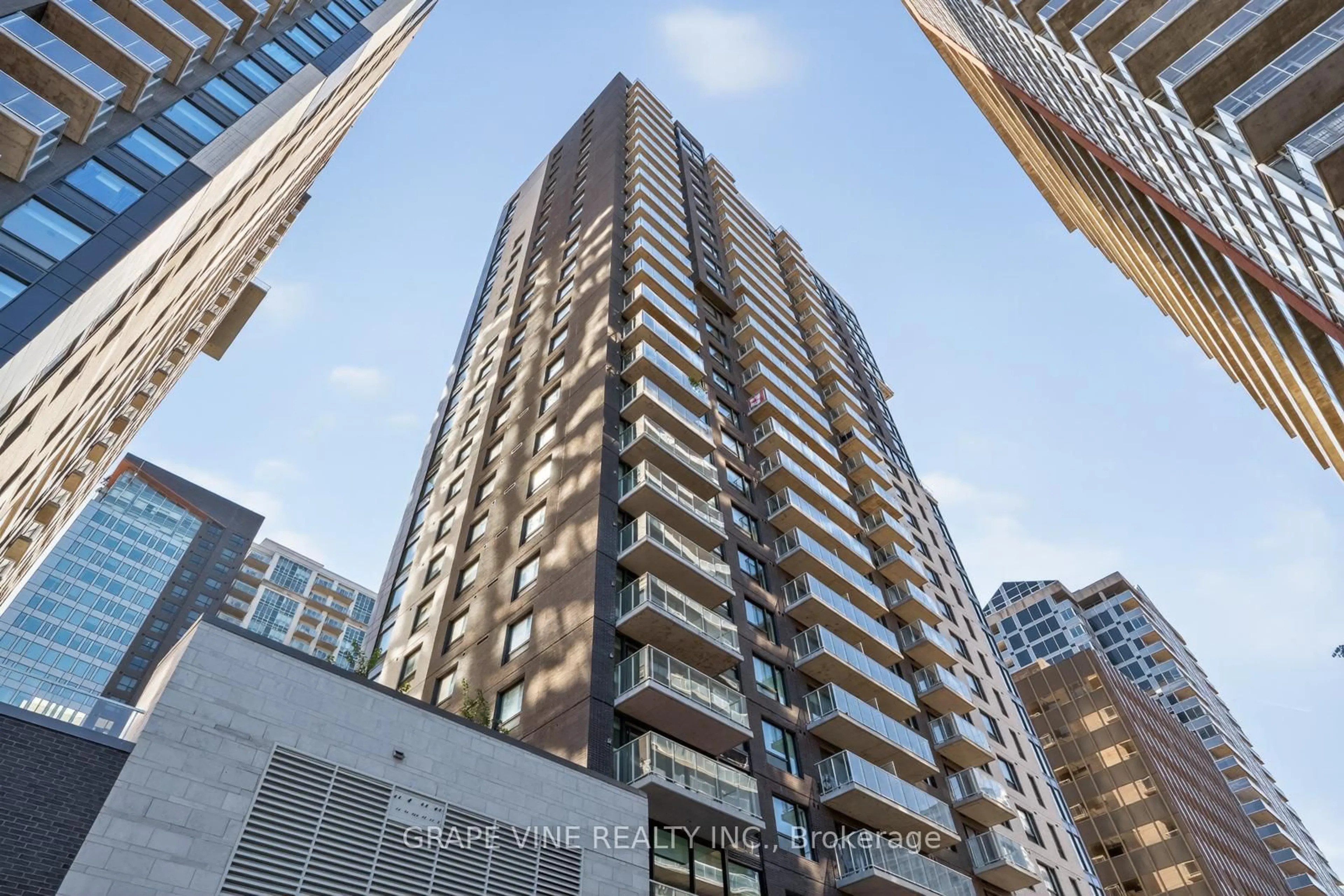 Unknown for 180 George St #601, Ottawa Ontario K1N 0G8