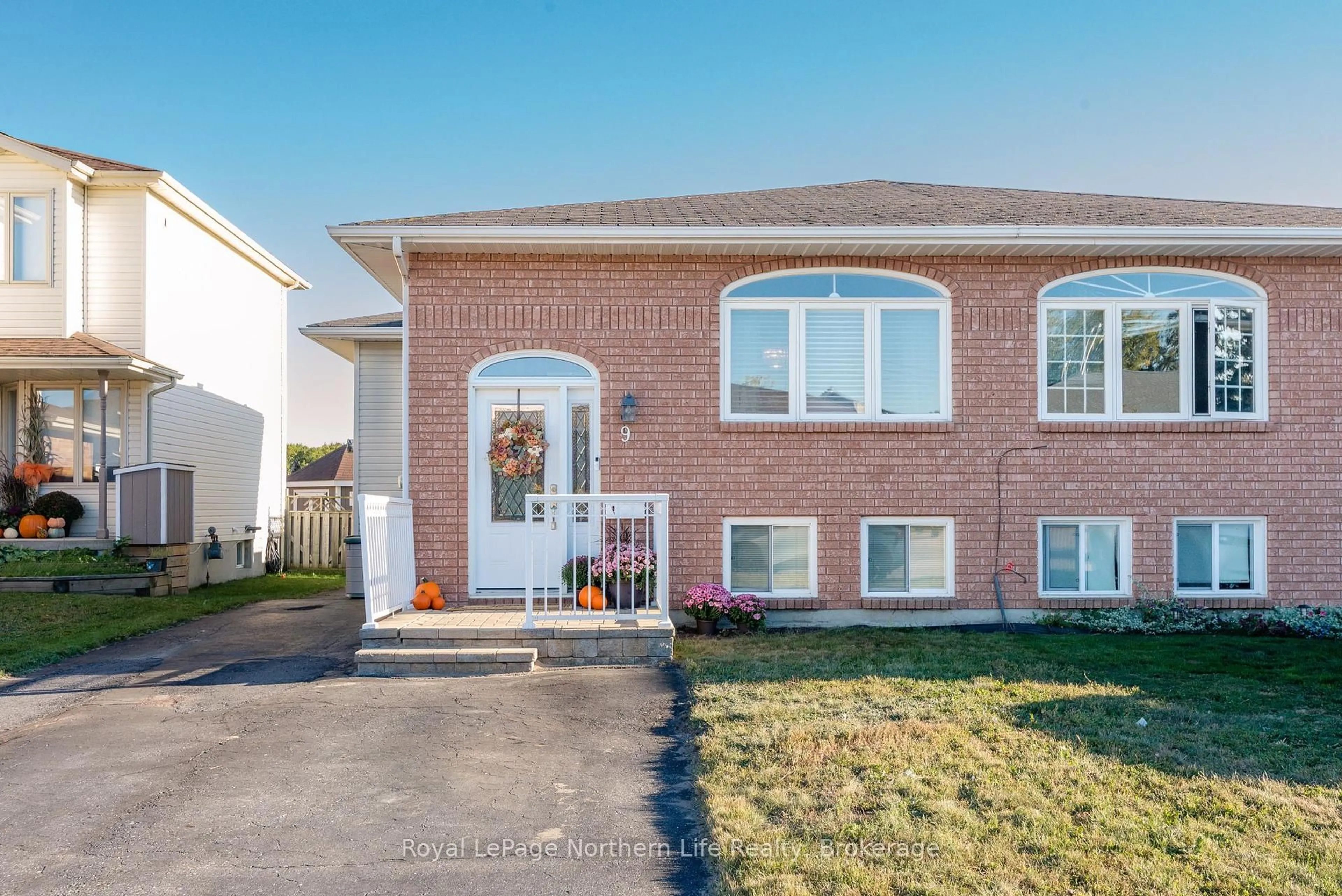 Home with brick exterior material, street for 9 Tiffany Crt, North Bay Ontario P1B 9R6
