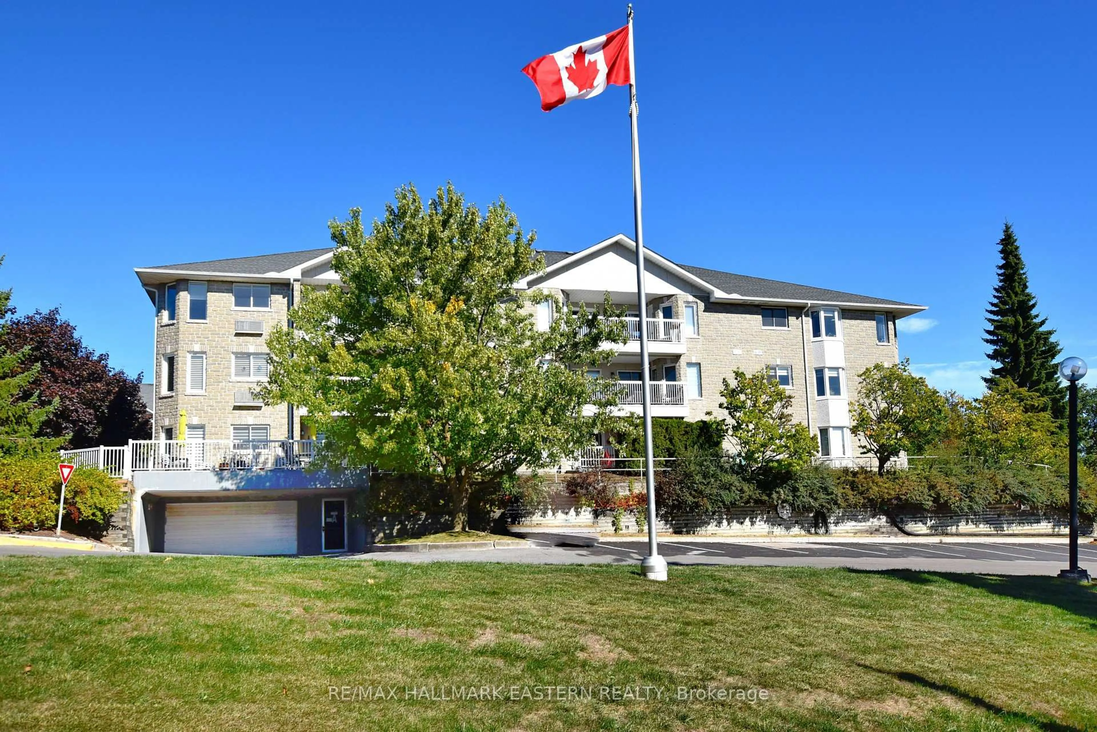 Patio, building for 1099 Clonsilla Ave #316A, Peterborough Ontario J9J 8L6