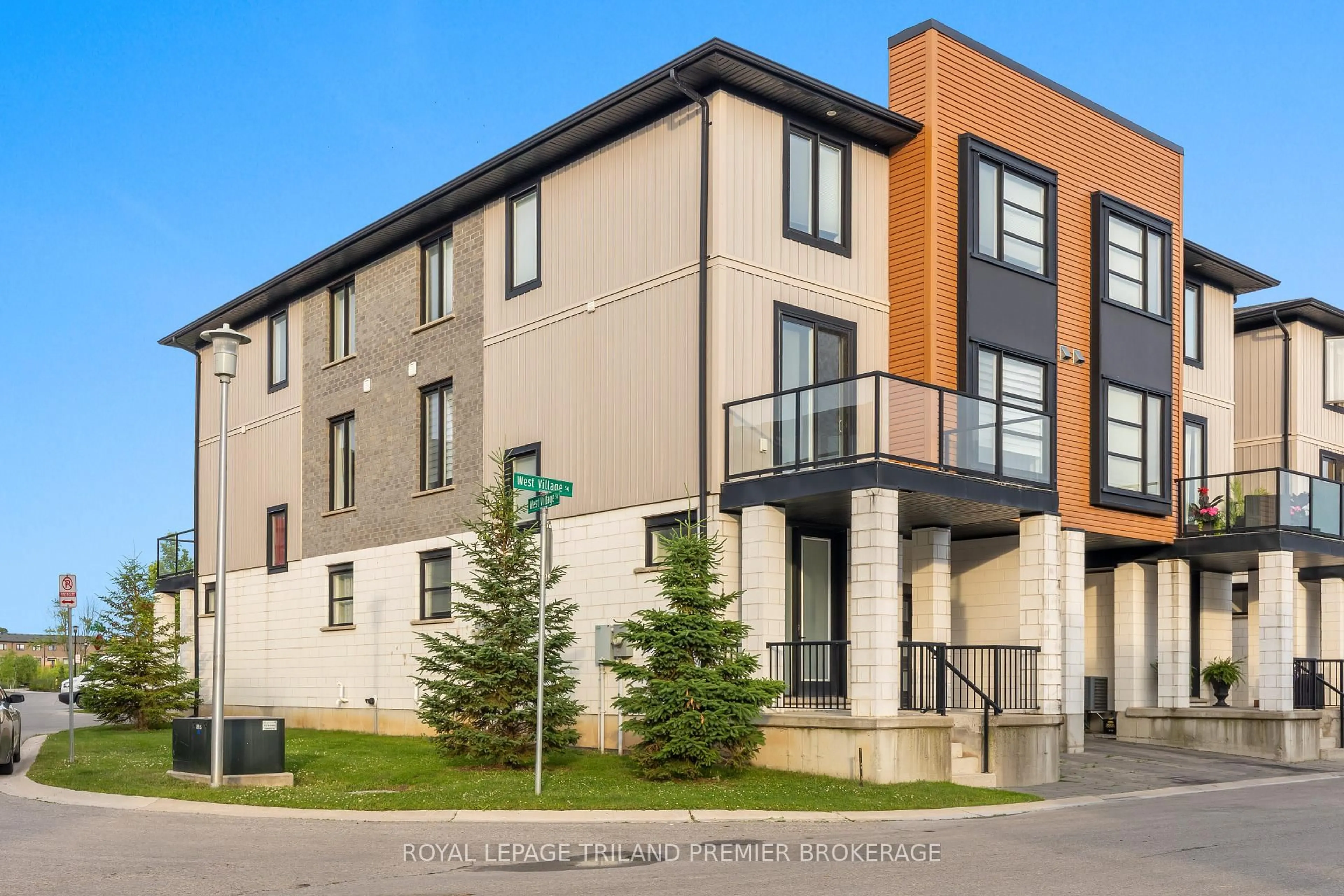 Home with brick exterior material, street for 996 WEST VILLAGE Sq, London North Ontario N6H 0J7