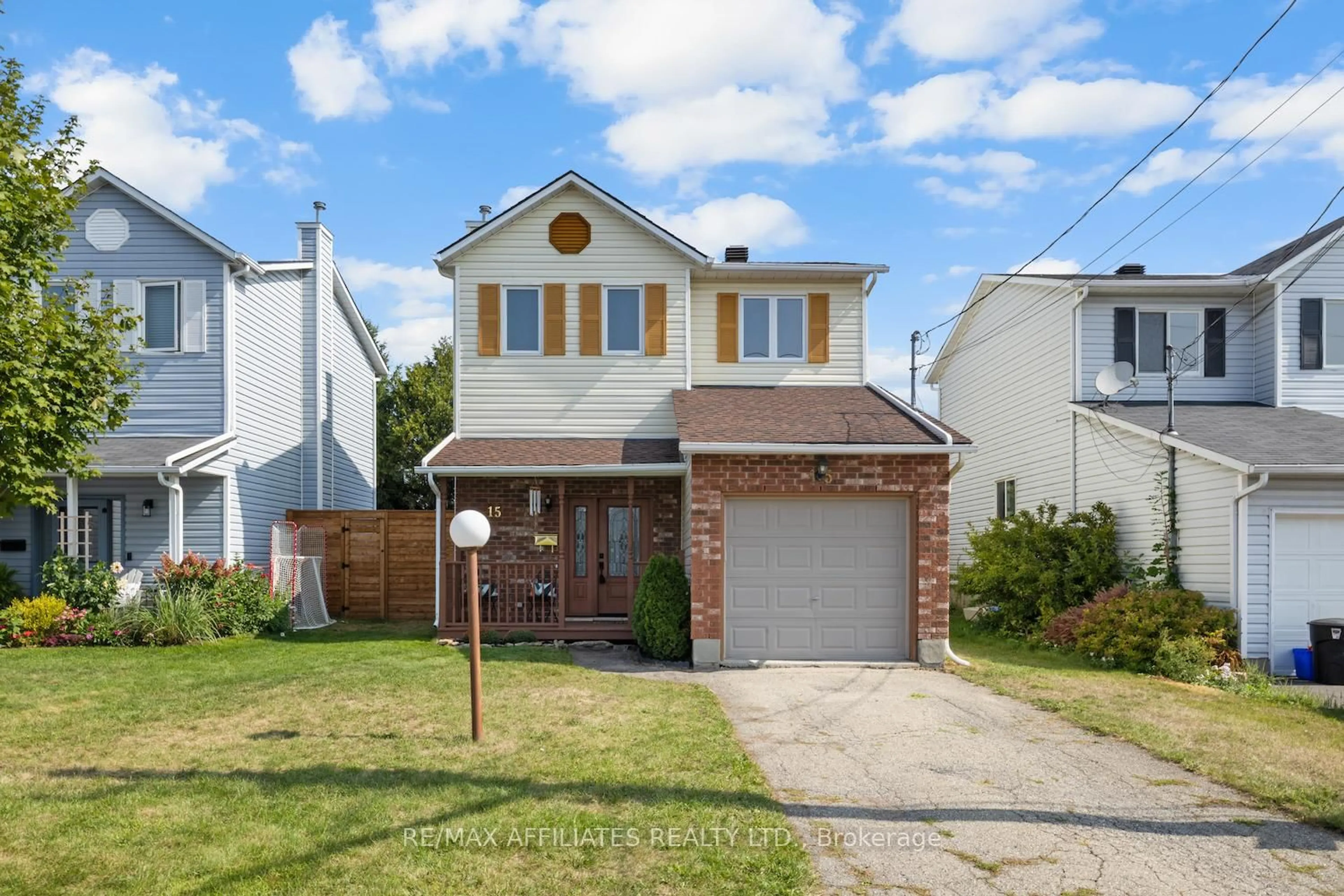 Unknown for 15 Lemaistre St, Carleton Place Ontario K7C 4K5