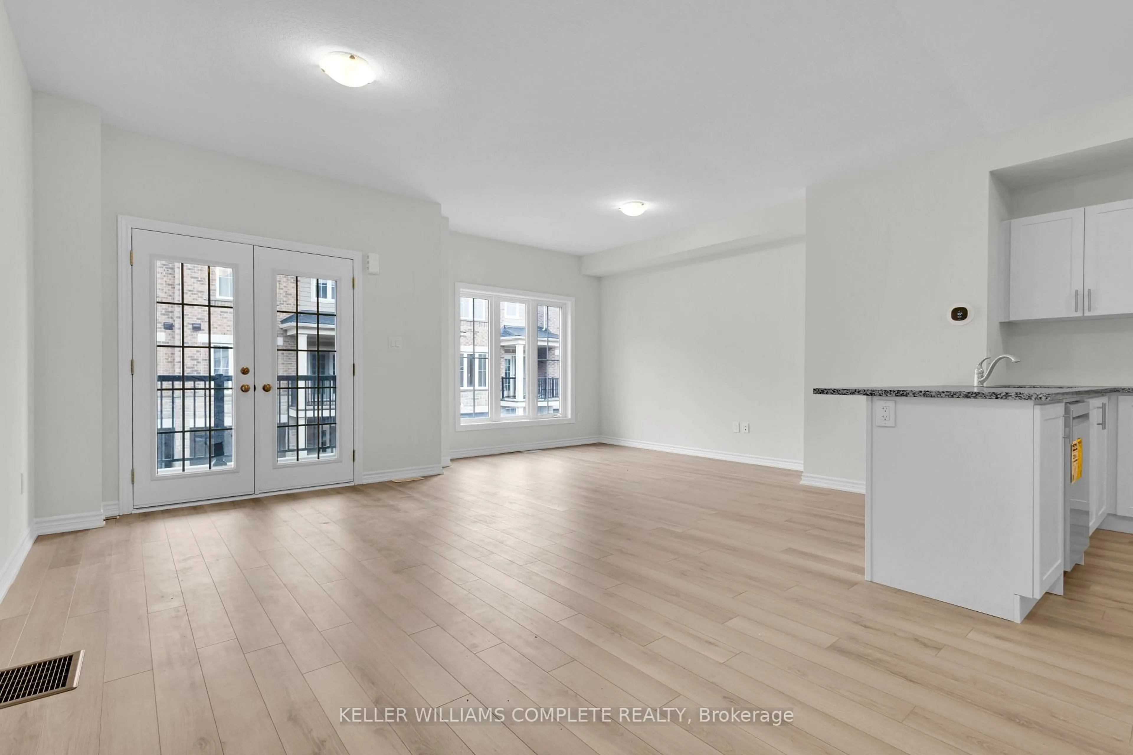 A pic of a room for 677 Park Rd #147, Brantford Ontario N3R 0C2