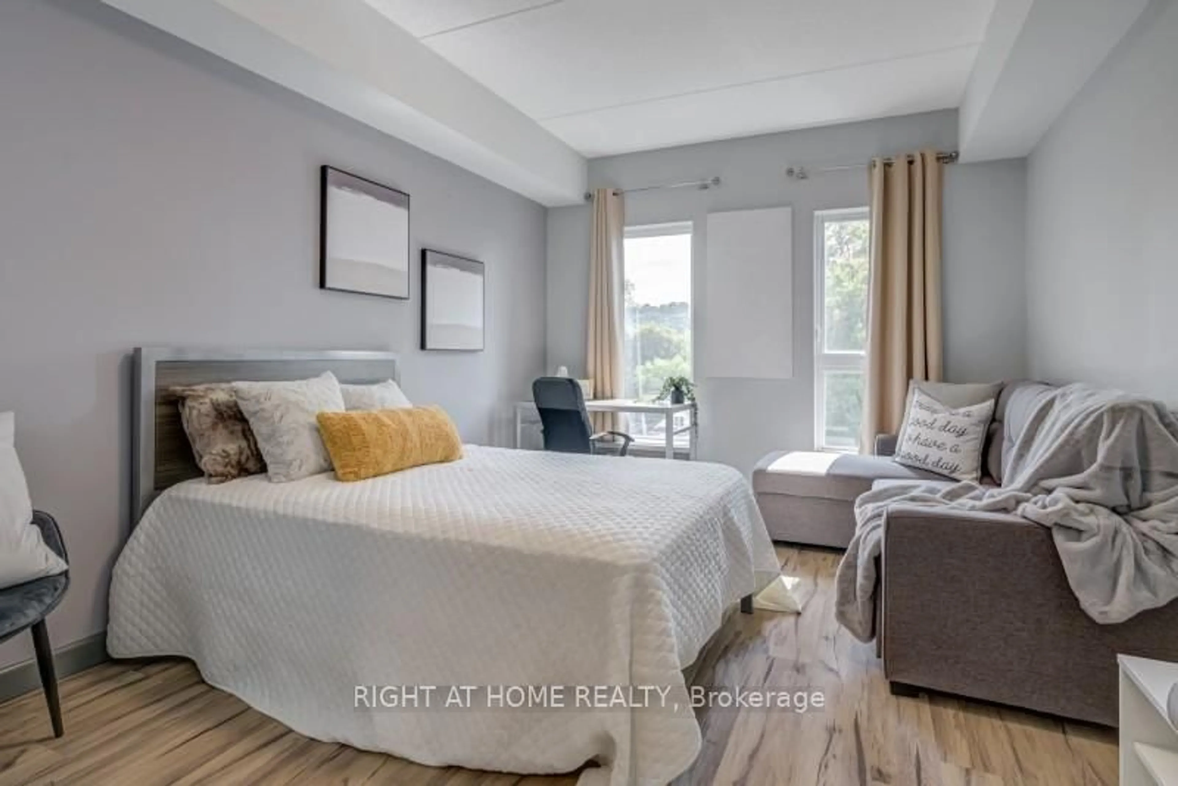 Bedroom with bed, unknown for 77 Leland St #520, Hamilton Ontario L8S 3A1