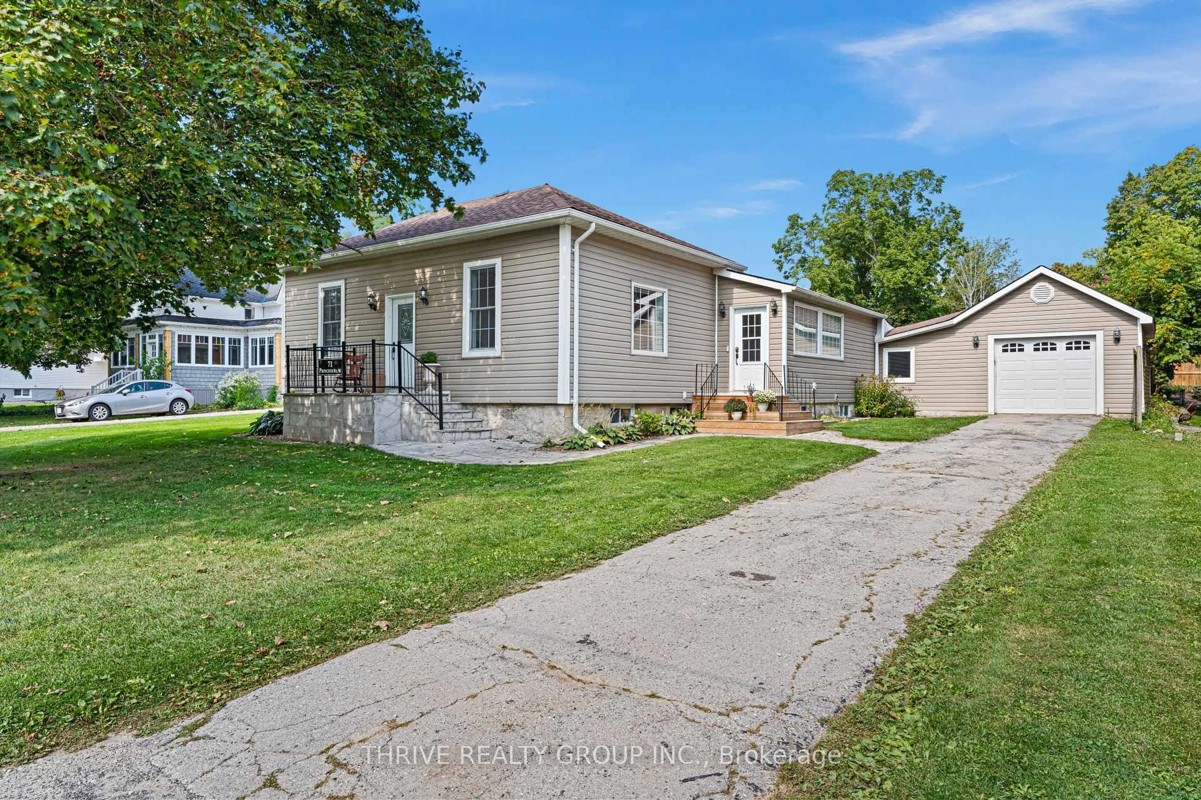 Home with vinyl exterior material, street for 71 Princess St, Central Huron Ontario N0M 1L0