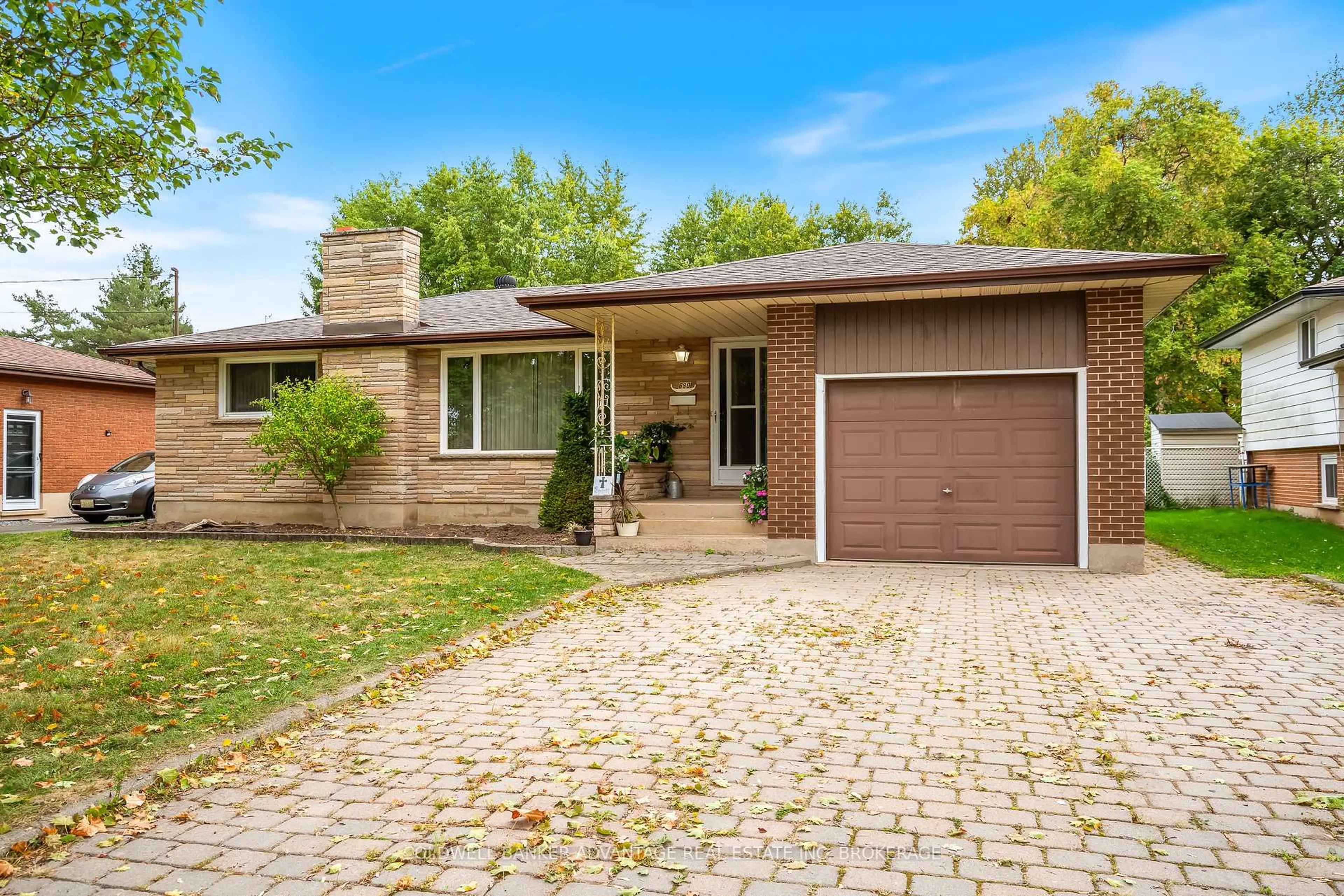 Home with brick exterior material, street for 680 Clare Ave, Welland Ontario L3C 3C1