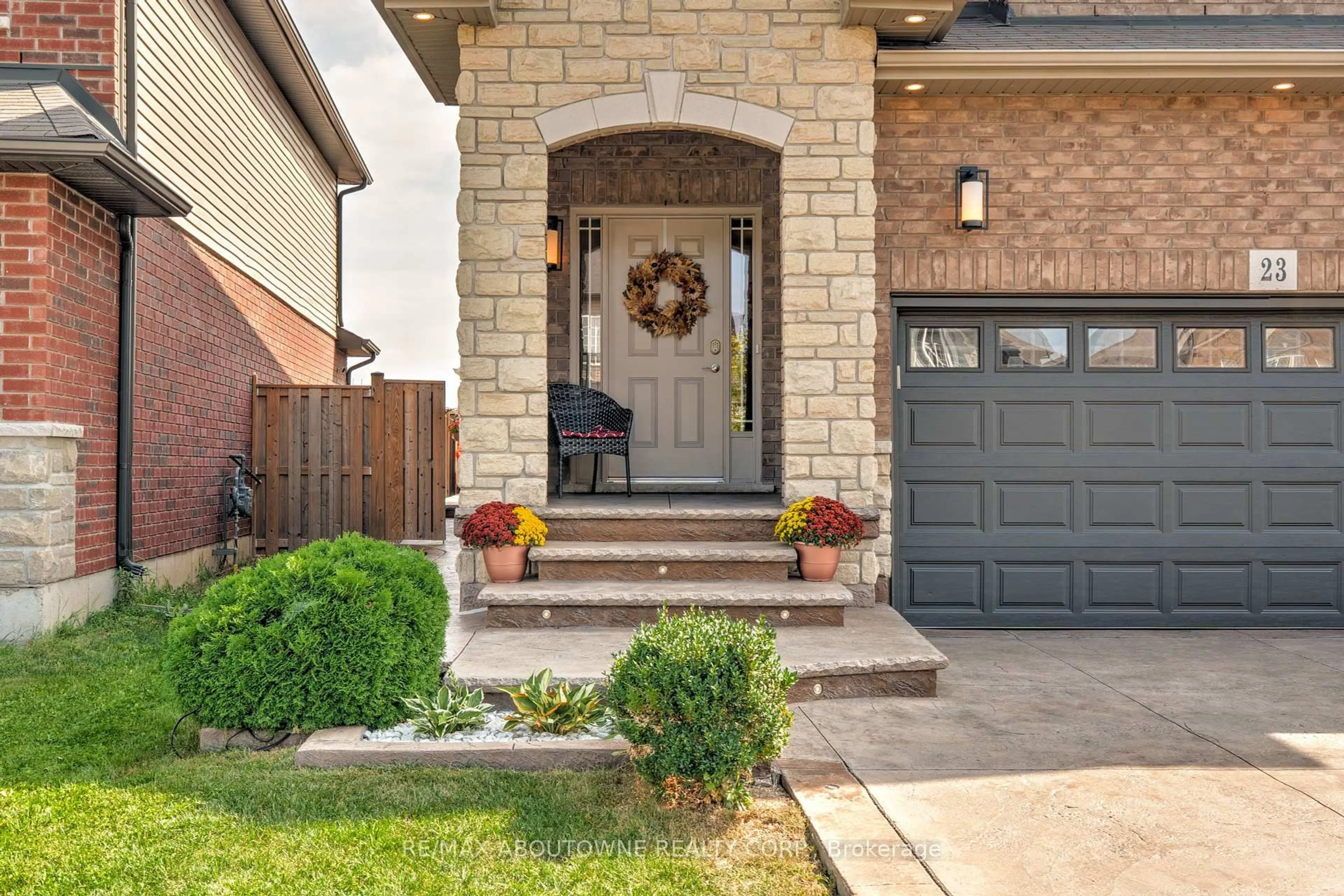 Home with brick exterior material, street for 23 Colorado Blvd, Hamilton Ontario L0R 1P0