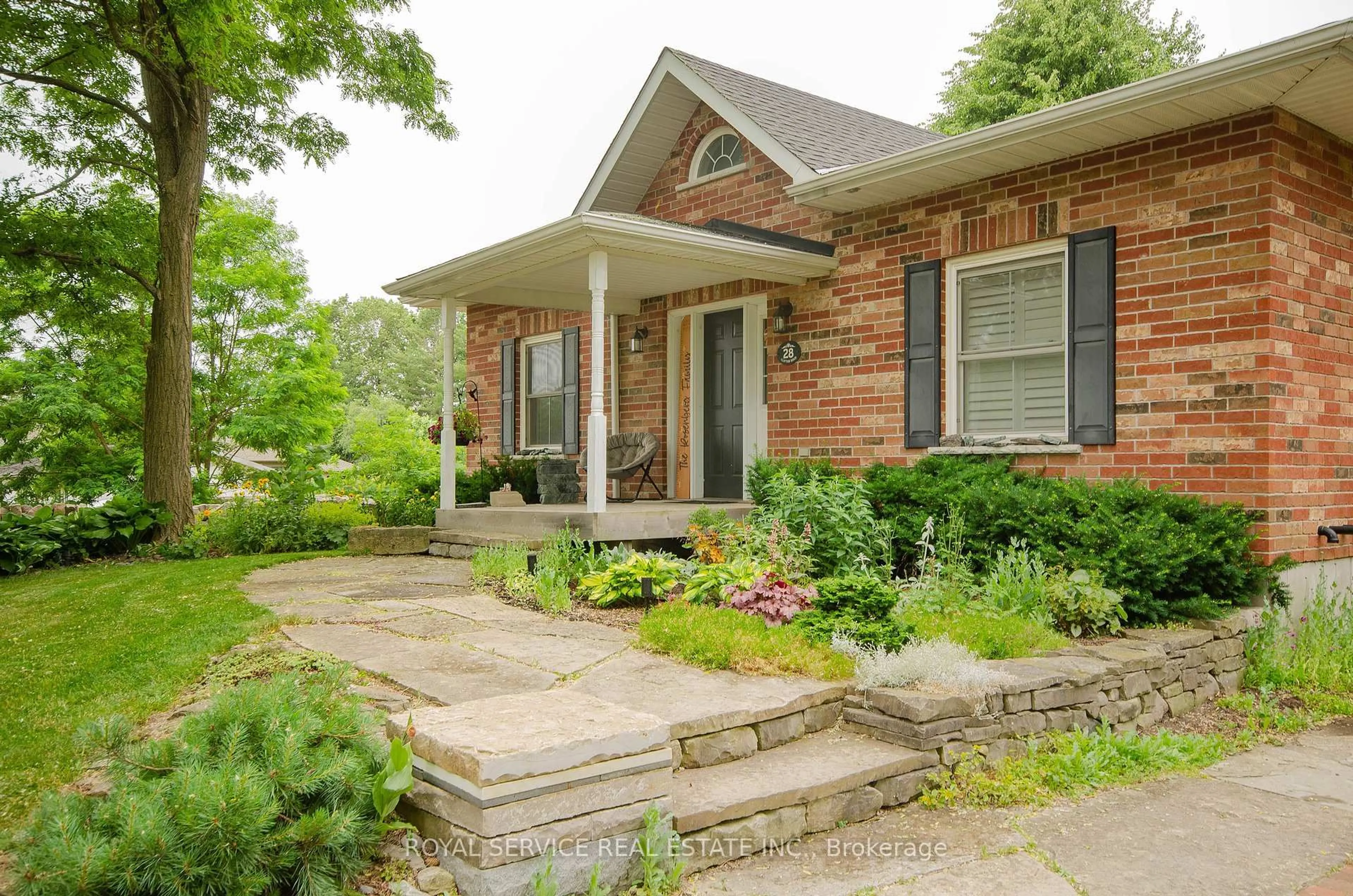 Home with brick exterior material, street for 28 Clifton Rd, Port Hope Ontario L1A 2B5