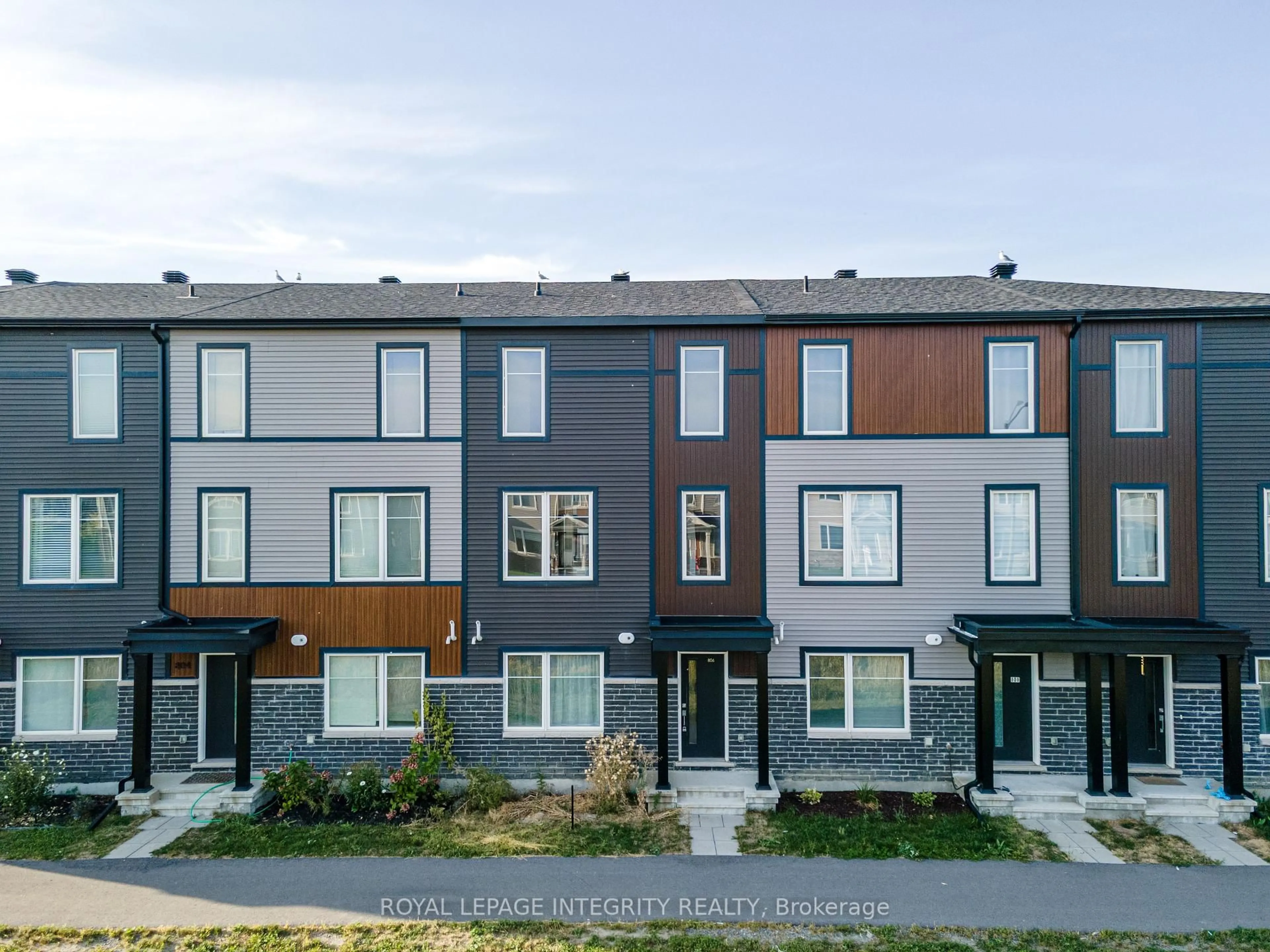 Unknown for 806 Everbloom Lane, Ottawa Ontario K2J 6Z6