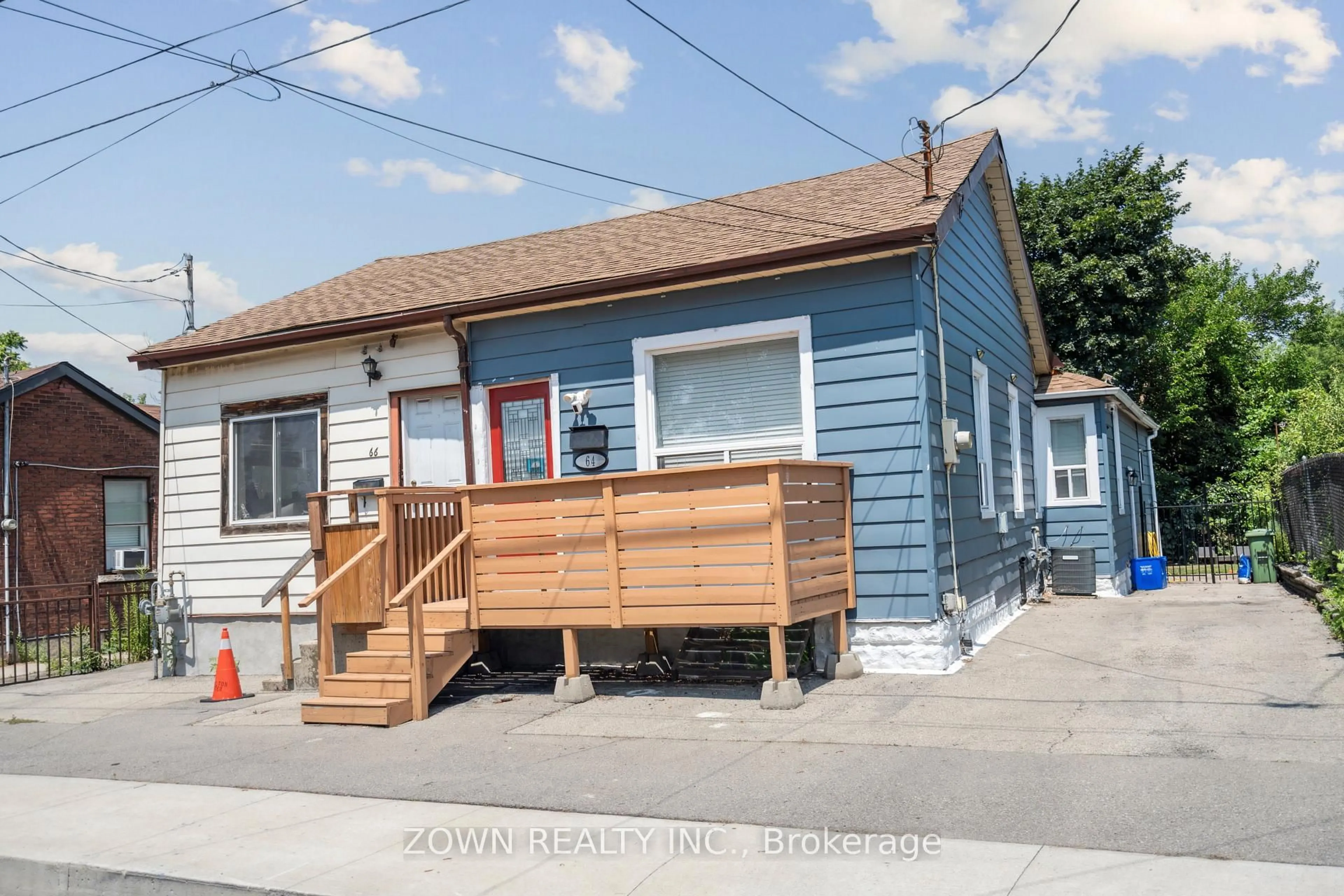 Home with vinyl exterior material, street for 64 Sheaffe St, Hamilton Ontario L8R 2E9