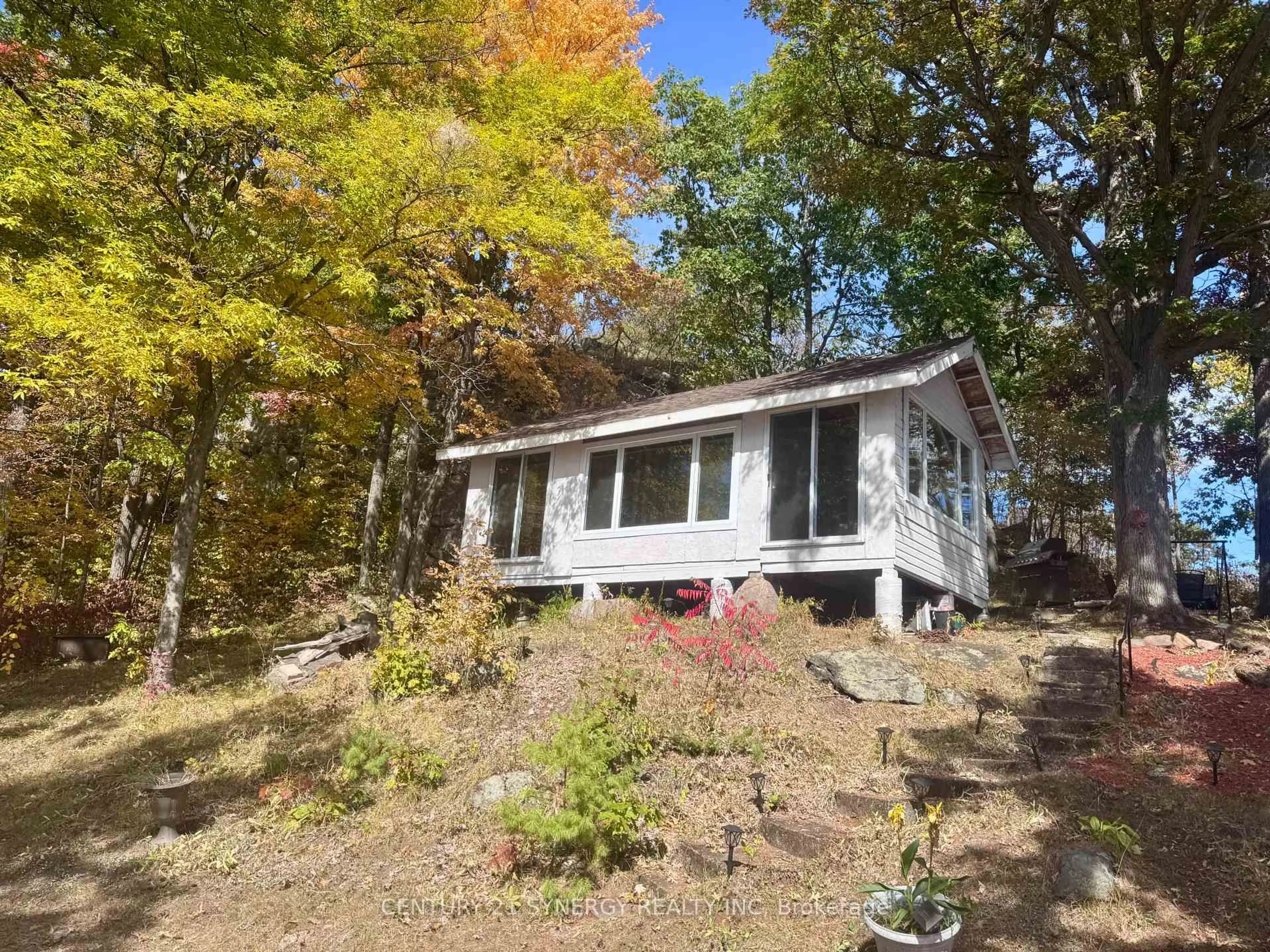Home with vinyl exterior material, unknown for 241 Brash Lane, Frontenac Ontario K0H 1R0