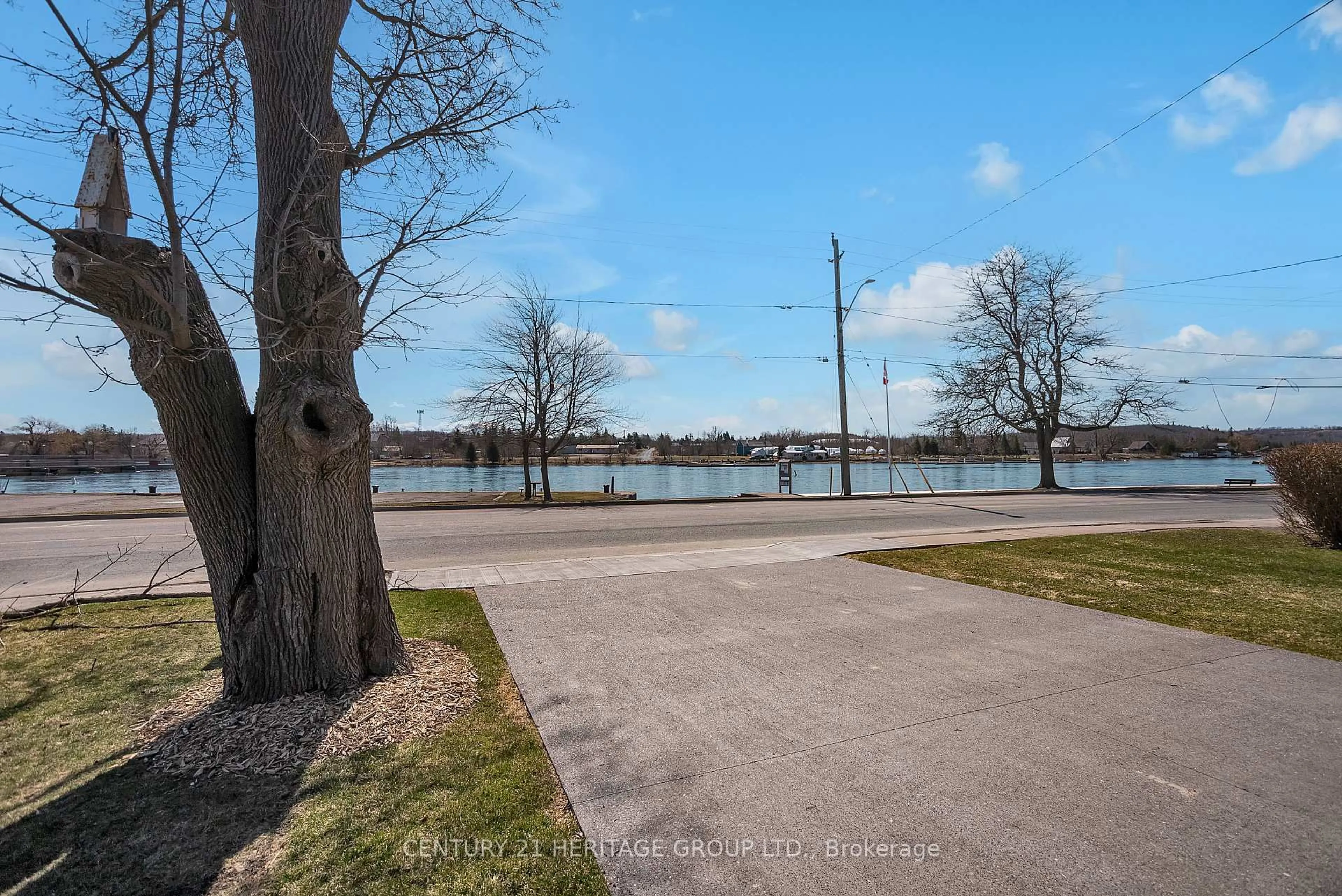 Patio, water/lake/river/ocean view for 37 Front St, Trent Hills Ontario K0L 1Y0