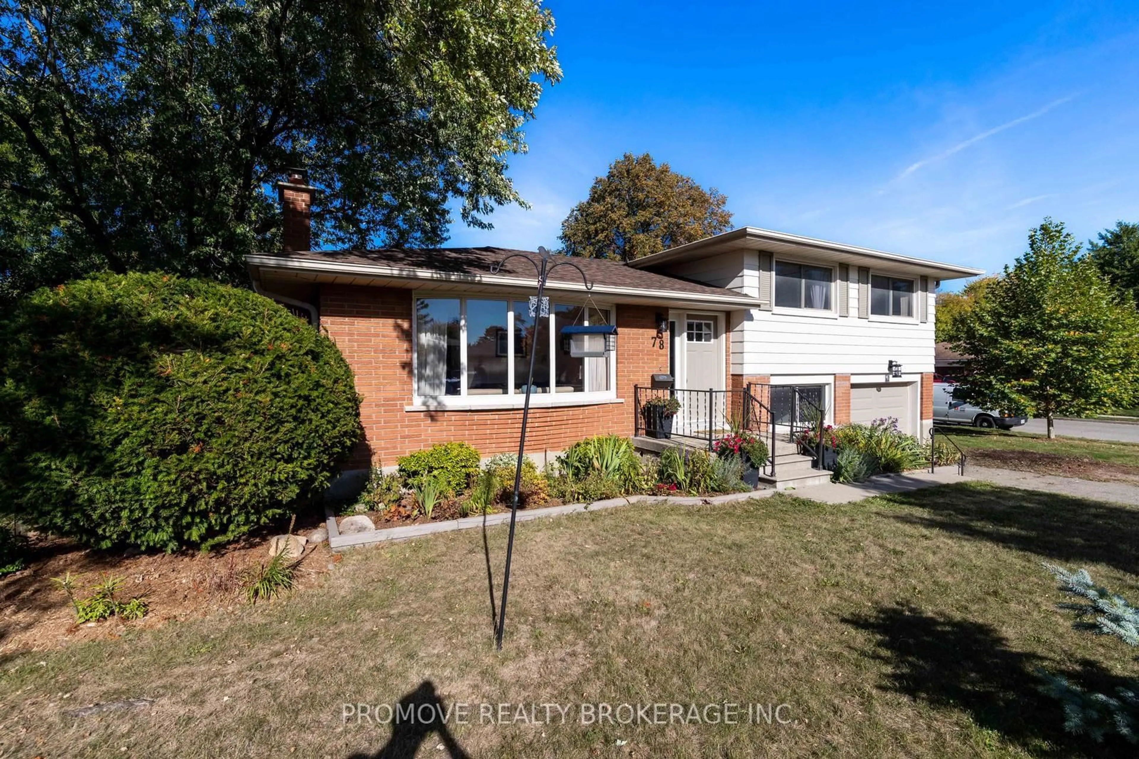Home with brick exterior material, street for 78 DEVERE Dr, Guelph Ontario N1G 2T6