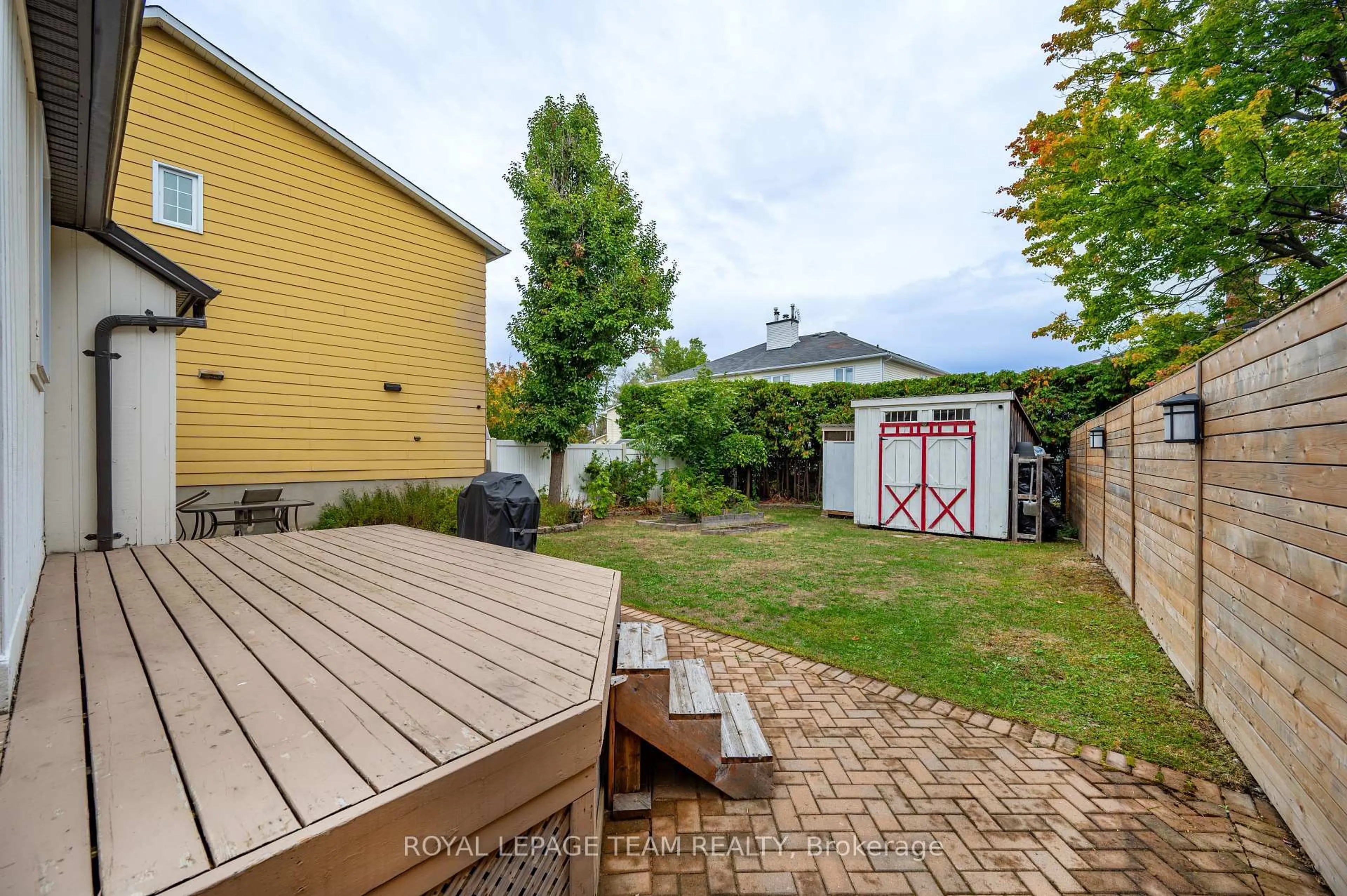 Patio, street for 3771 Albion Rd, Ottawa Ontario K1T 1A6