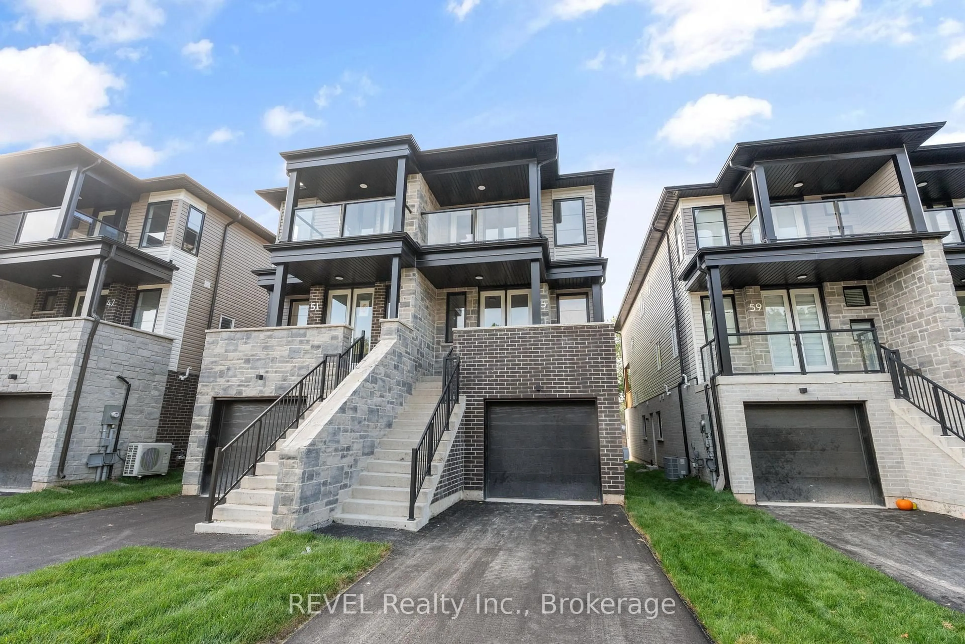 Unknown for 55 Superior St, Welland Ontario L3B 3G3