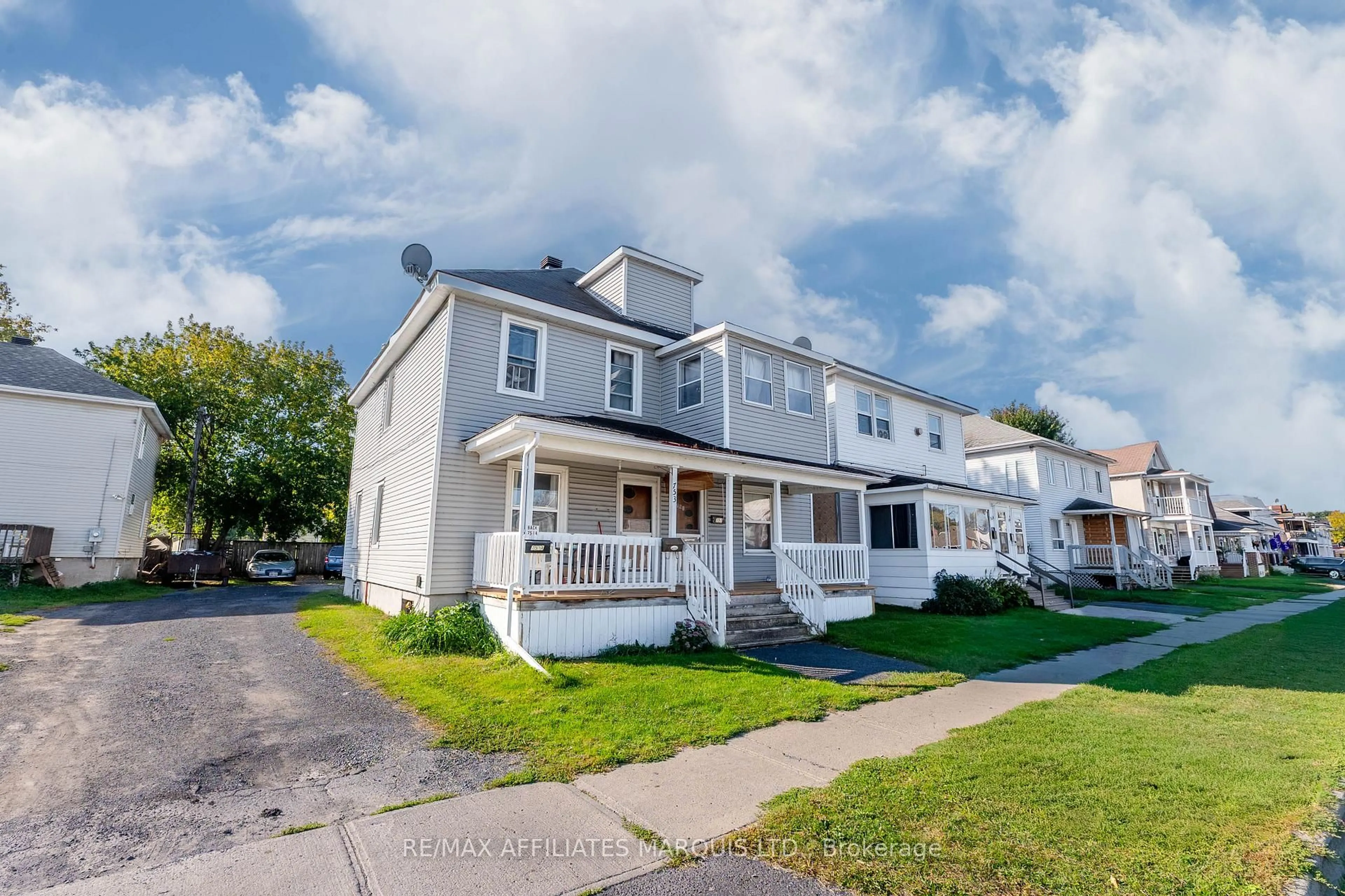 A pic from outside/outdoor area/front of a property/back of a property/a pic from drone, street for 753 First St, Cornwall Ontario K6H 1M3
