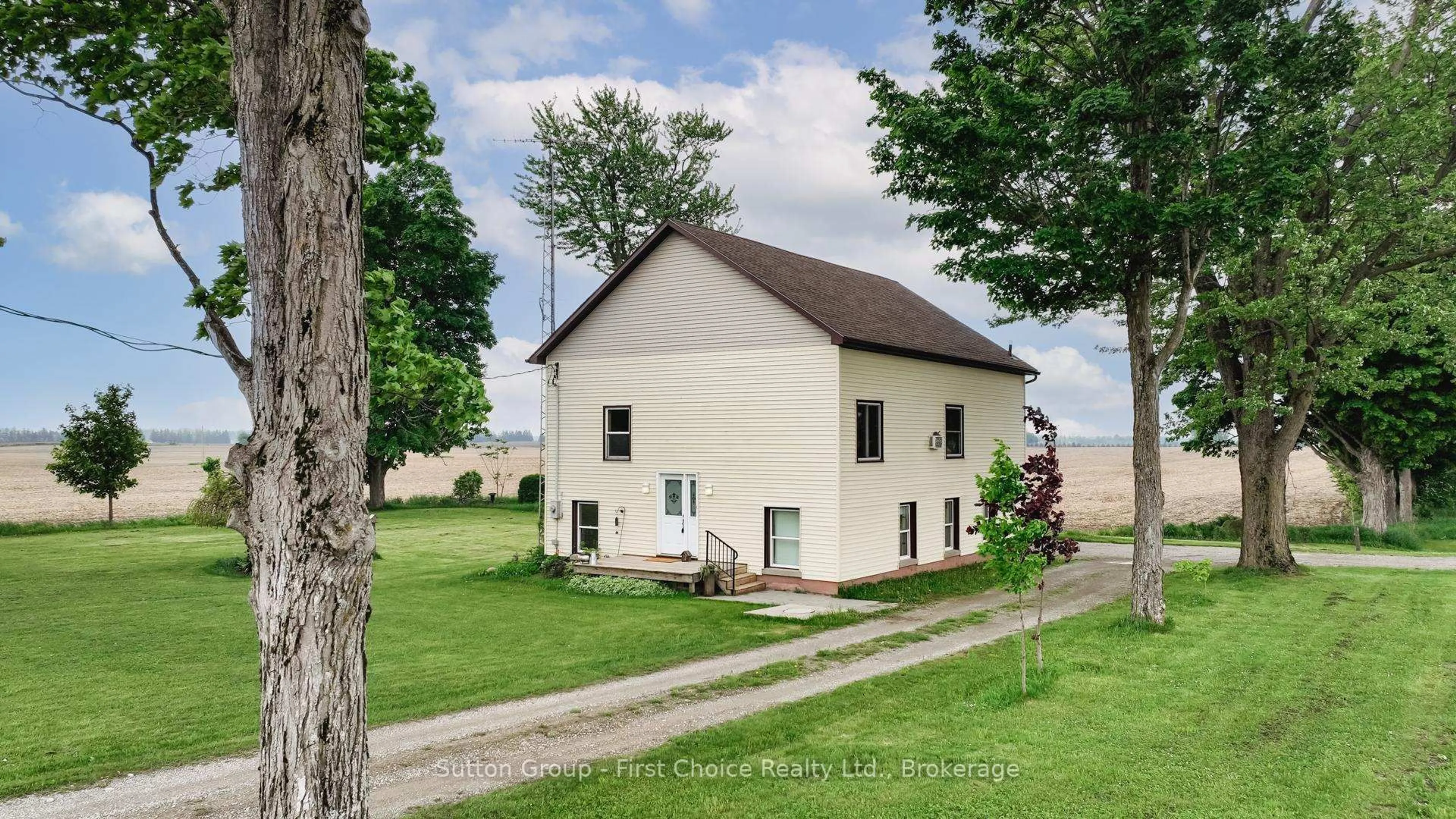 Unknown for 42403 Bridge Rd, Huron East Ontario N0K 1W0