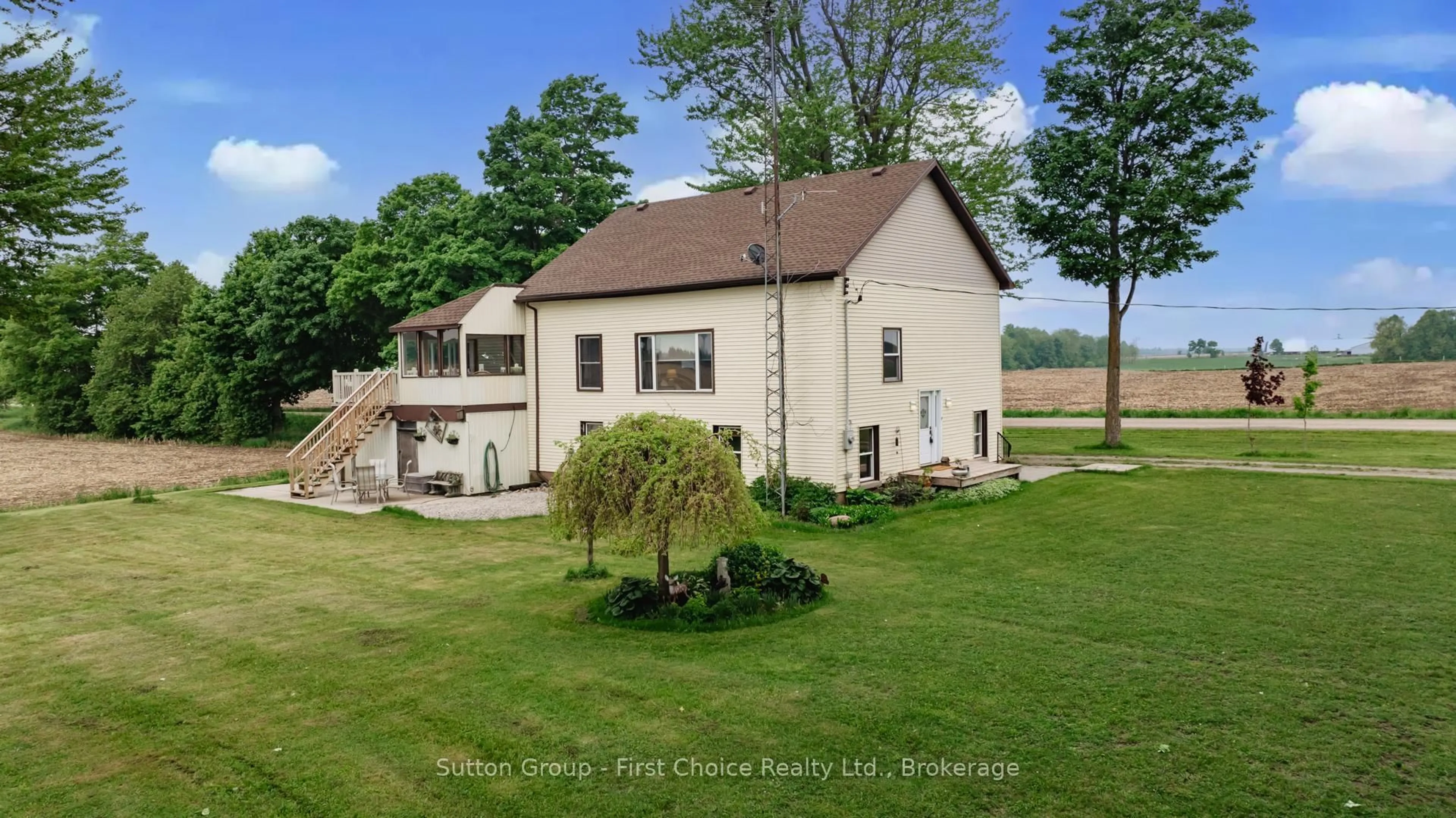 A pic from outside/outdoor area/front of a property/back of a property/a pic from drone, water/lake/river/ocean view for 42403 Bridge Rd, Huron East Ontario N0K 1W0