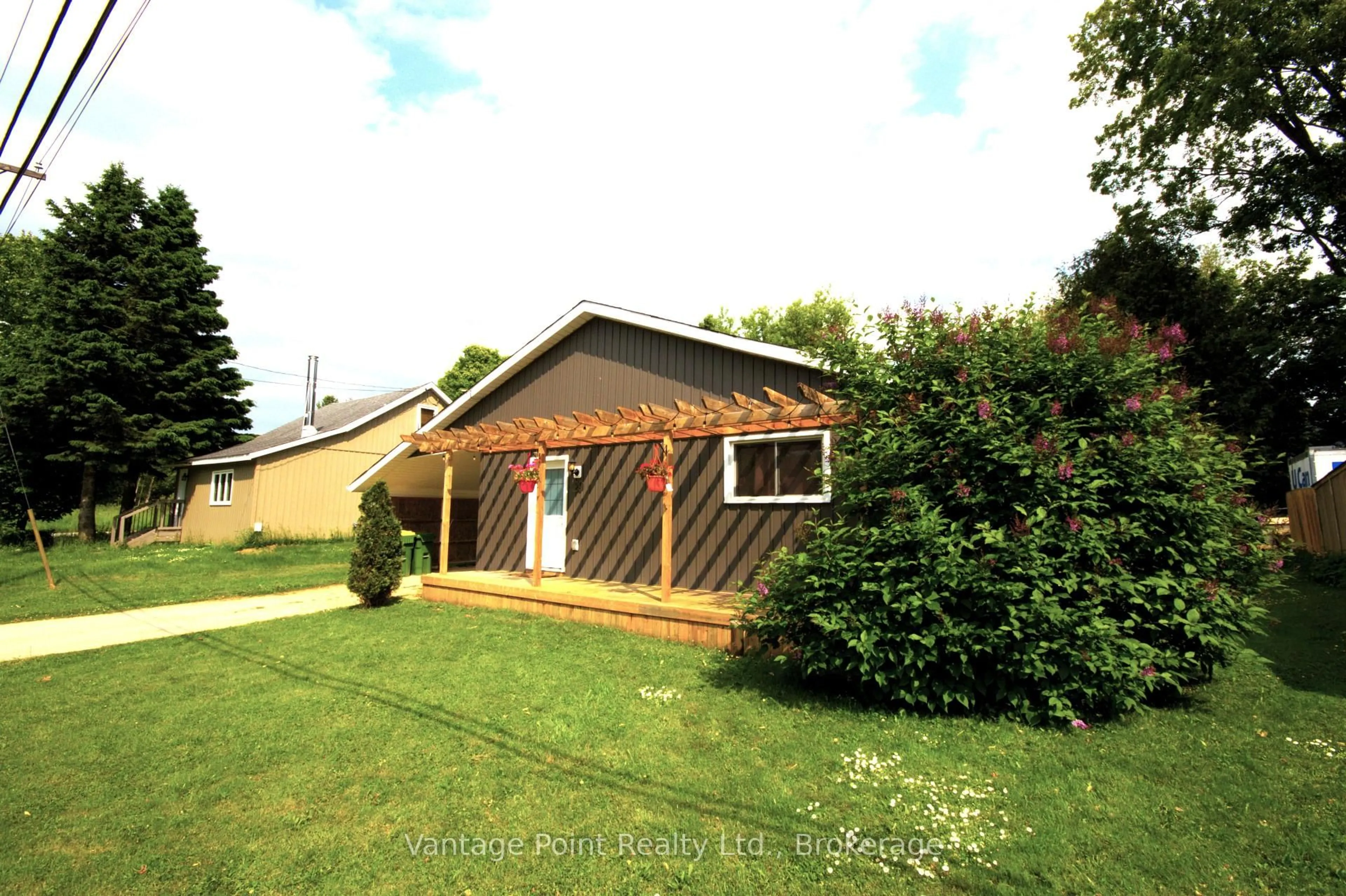 Unknown for 29 Margaret St, Grey Highlands Ontario N0C 1E0