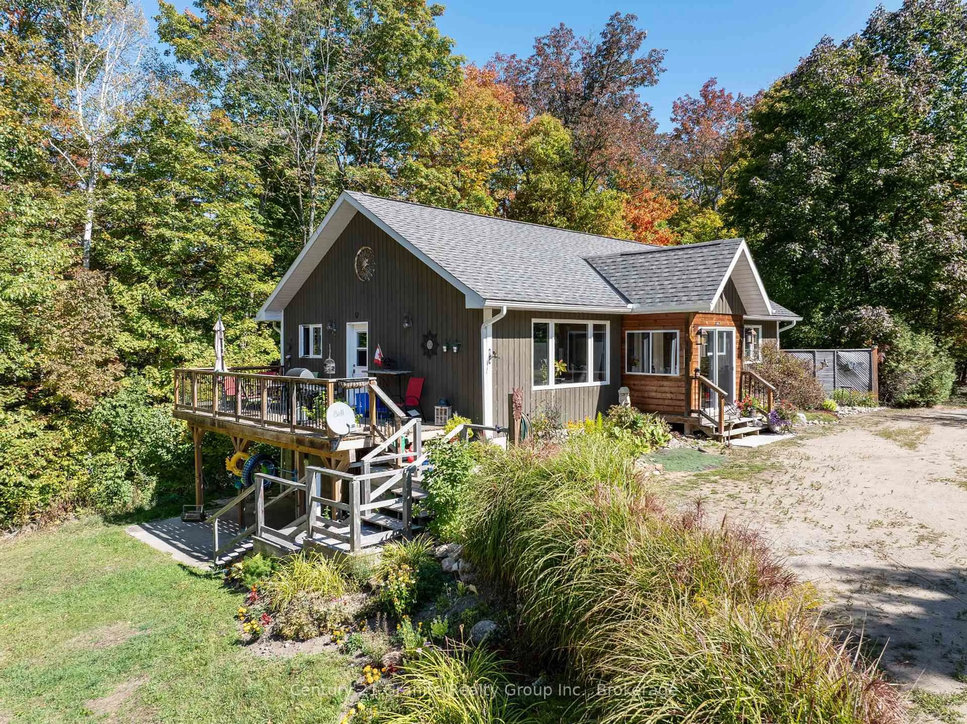 A pic from outside/outdoor area/front of a property/back of a property/a pic from drone, unknown for 1263 Burkes Rd, Dysart et al Ontario K0M 1S0