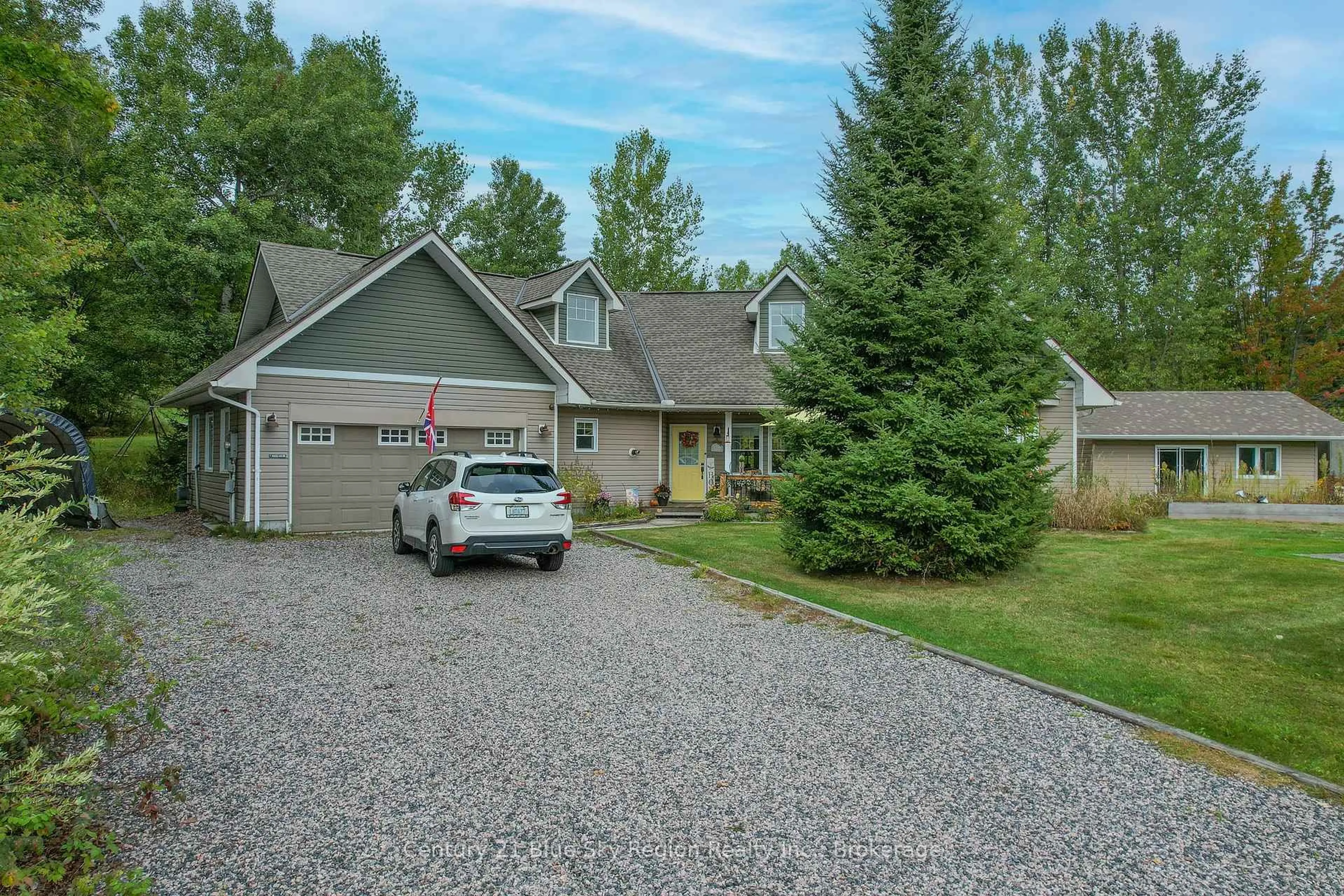 Unknown for 200 Memorial Dr, Powassan Ontario P0H 1Z0