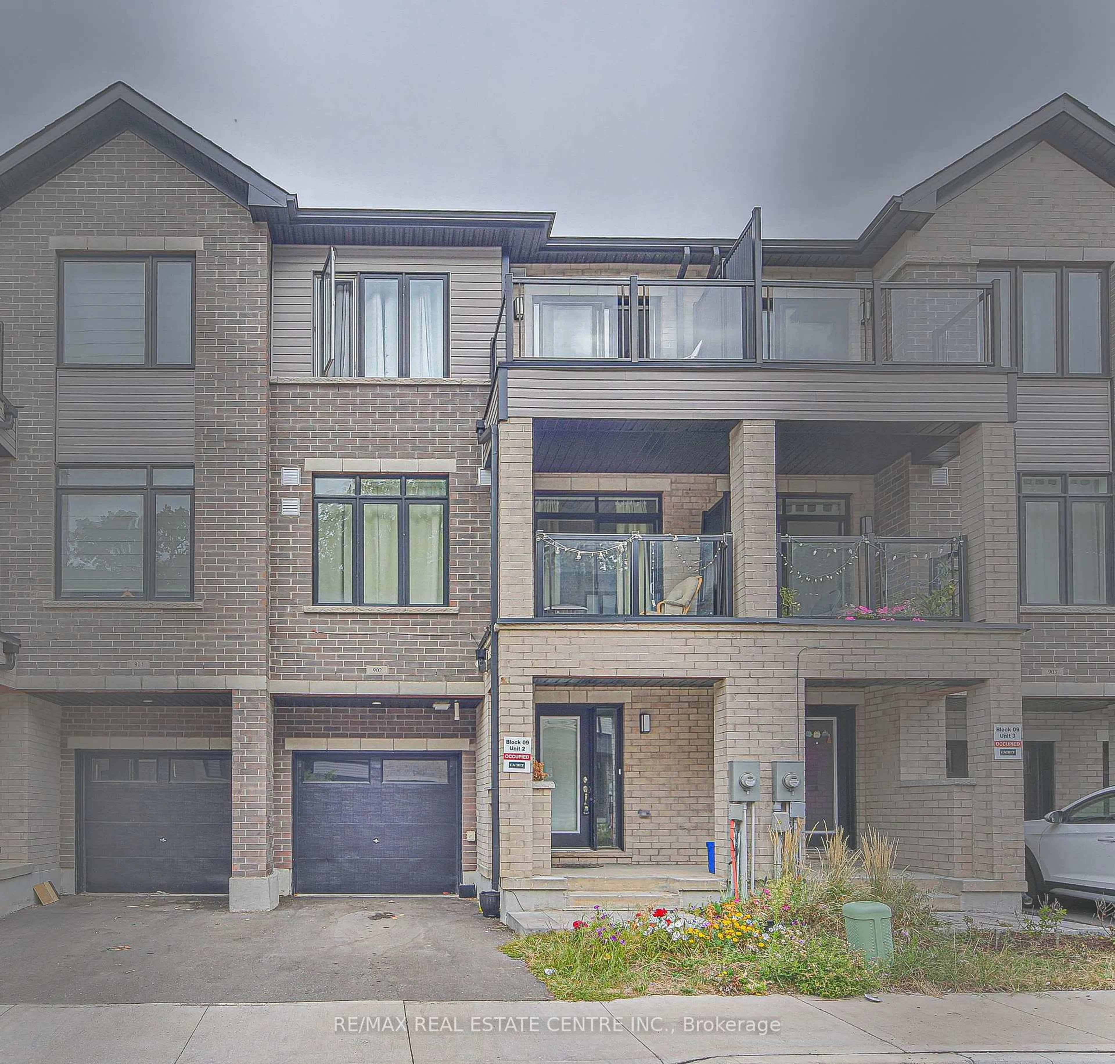 Home with brick exterior material, street for 585 Colborne St #902, Brantford Ontario N3S 0K4