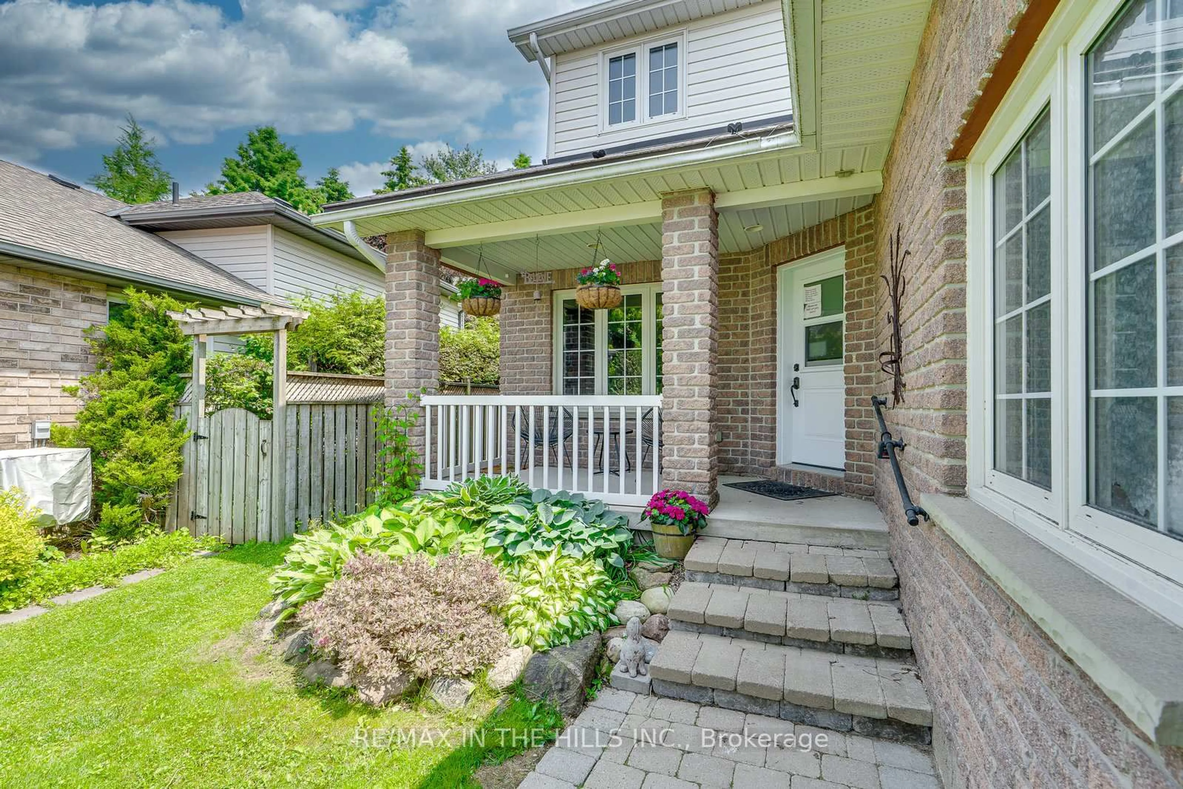 Home with brick exterior material, street for 609 Simon St, Shelburne Ontario L9V 3P6