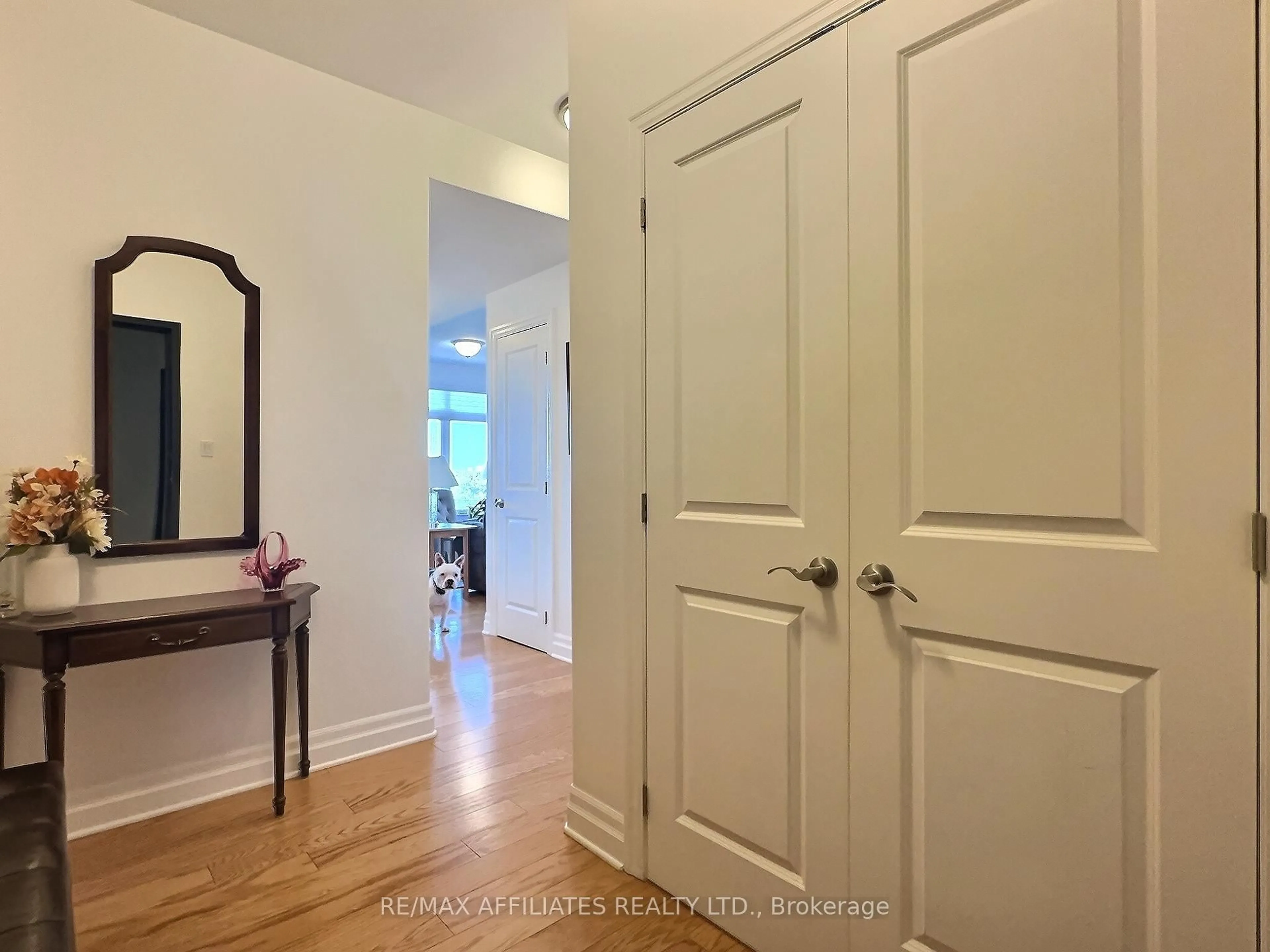 Indoor entryway for 1109 Millwood Ave #302, Brockville Ontario K6V 0C7