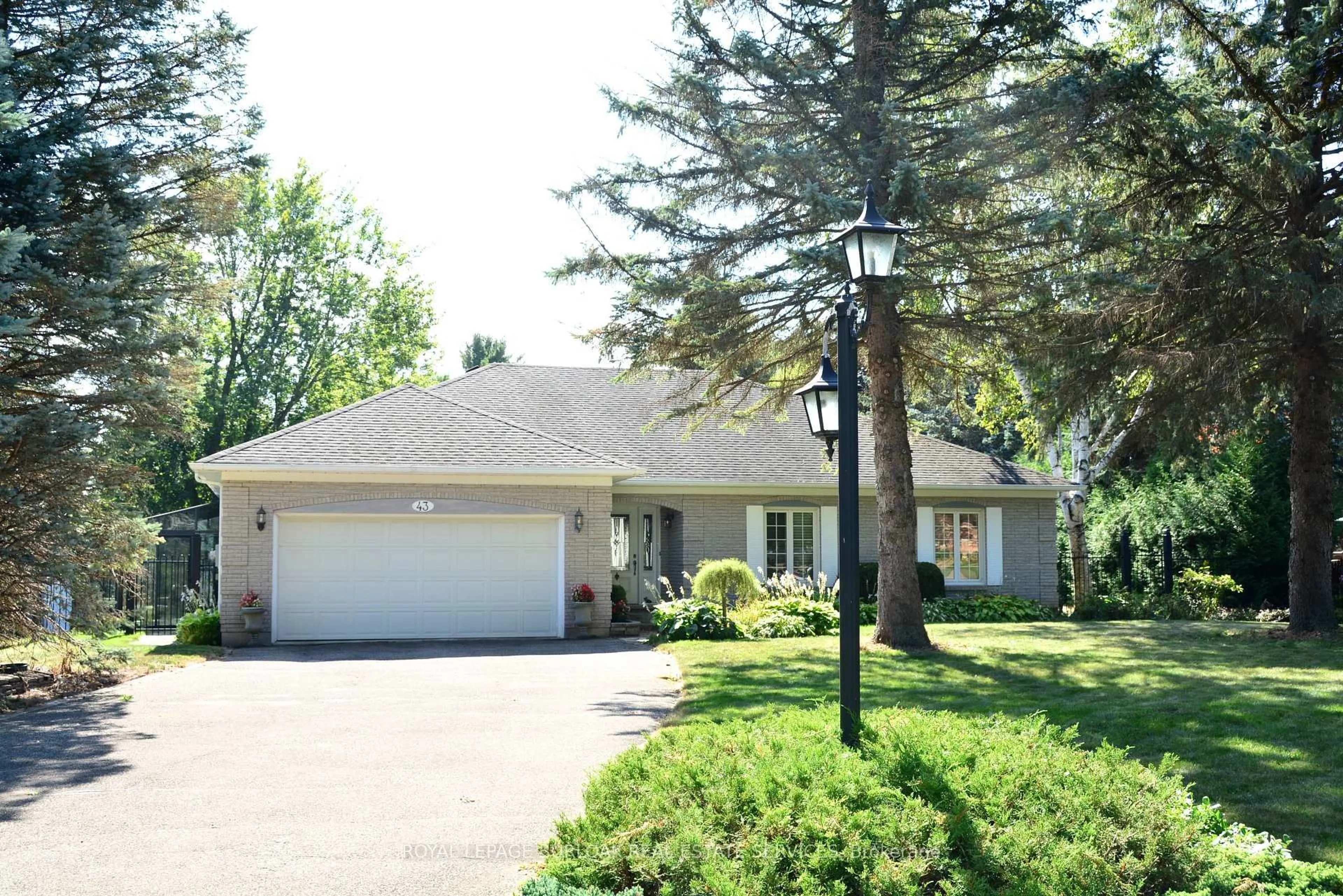 Home with vinyl exterior material, street for 43 Acredale Dr, Hamilton Ontario L0R 1H2