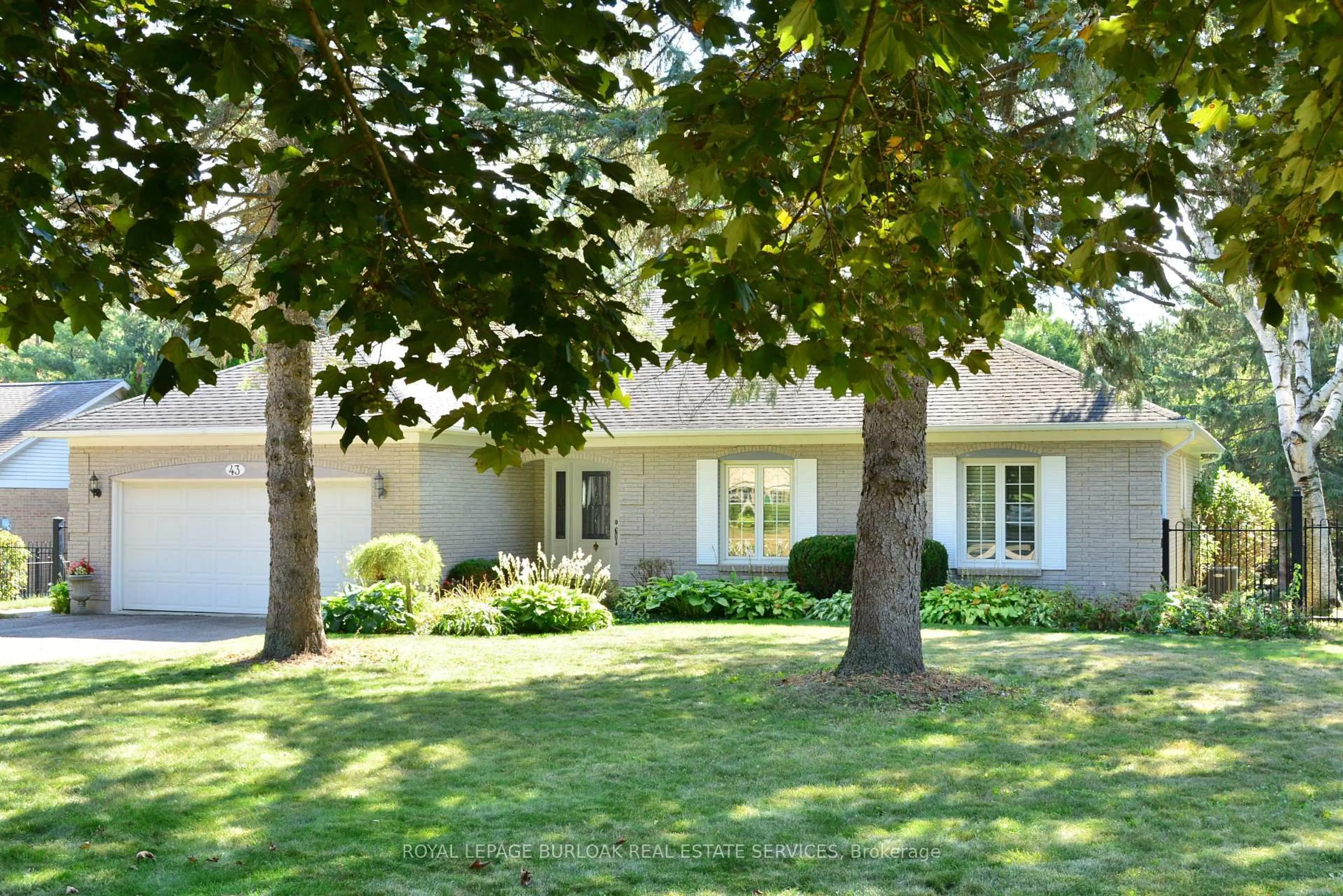 Unknown for 43 Acredale Dr, Hamilton Ontario L0R 1H2
