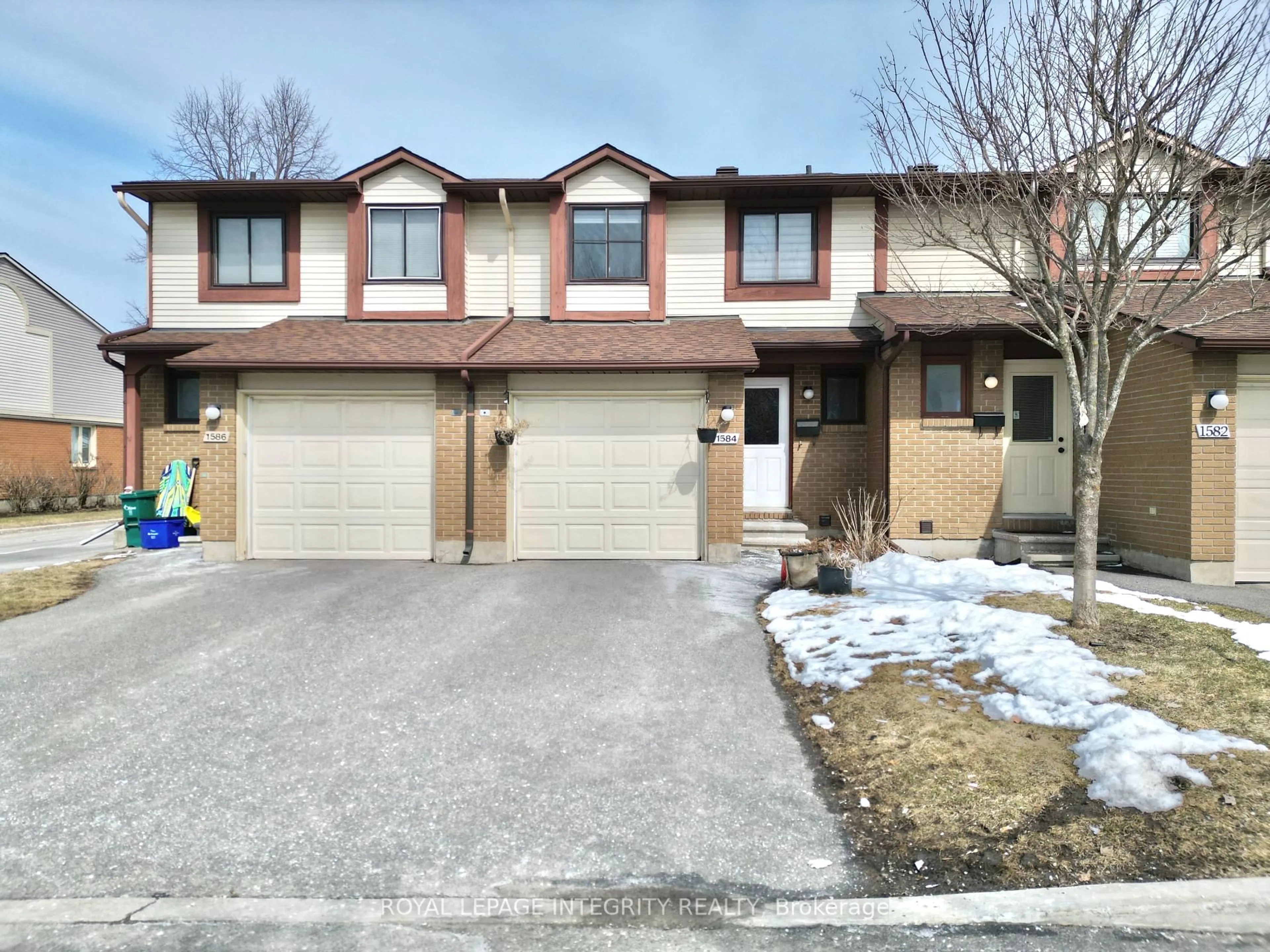 Unknown for 1584 Hoskins Cres, Orleans Ontario K4A 2J1