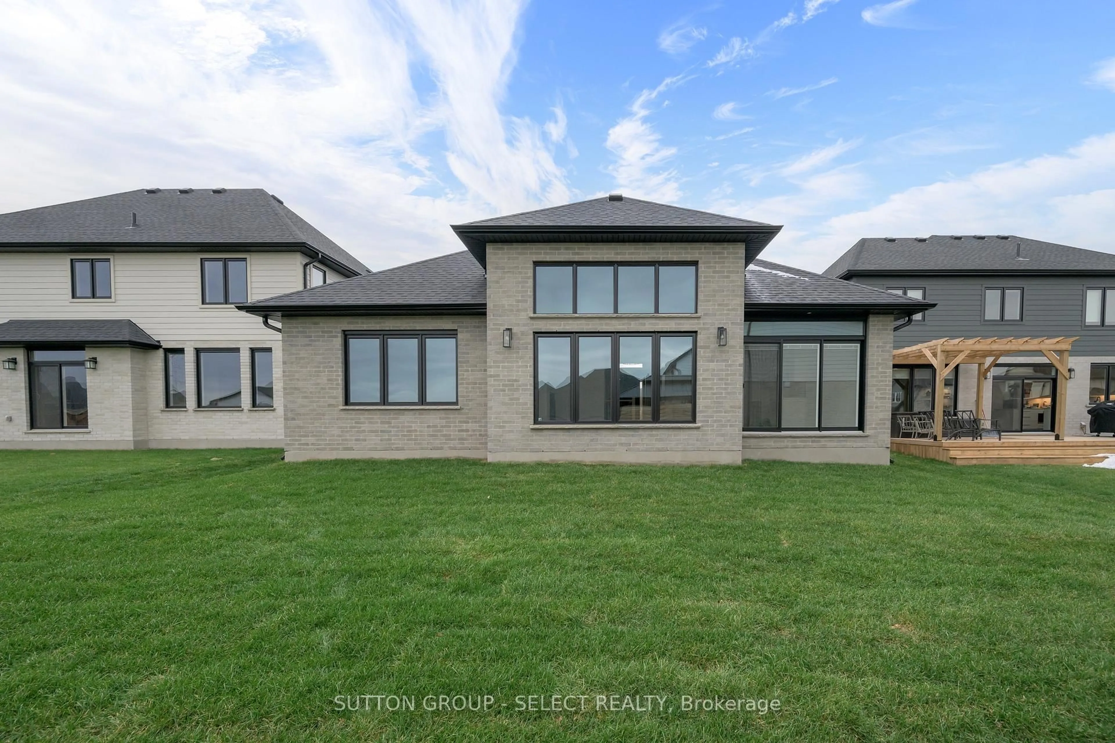 Unknown for 134 HARVEST Lane, Thames Centre Ontario N0L 1G3