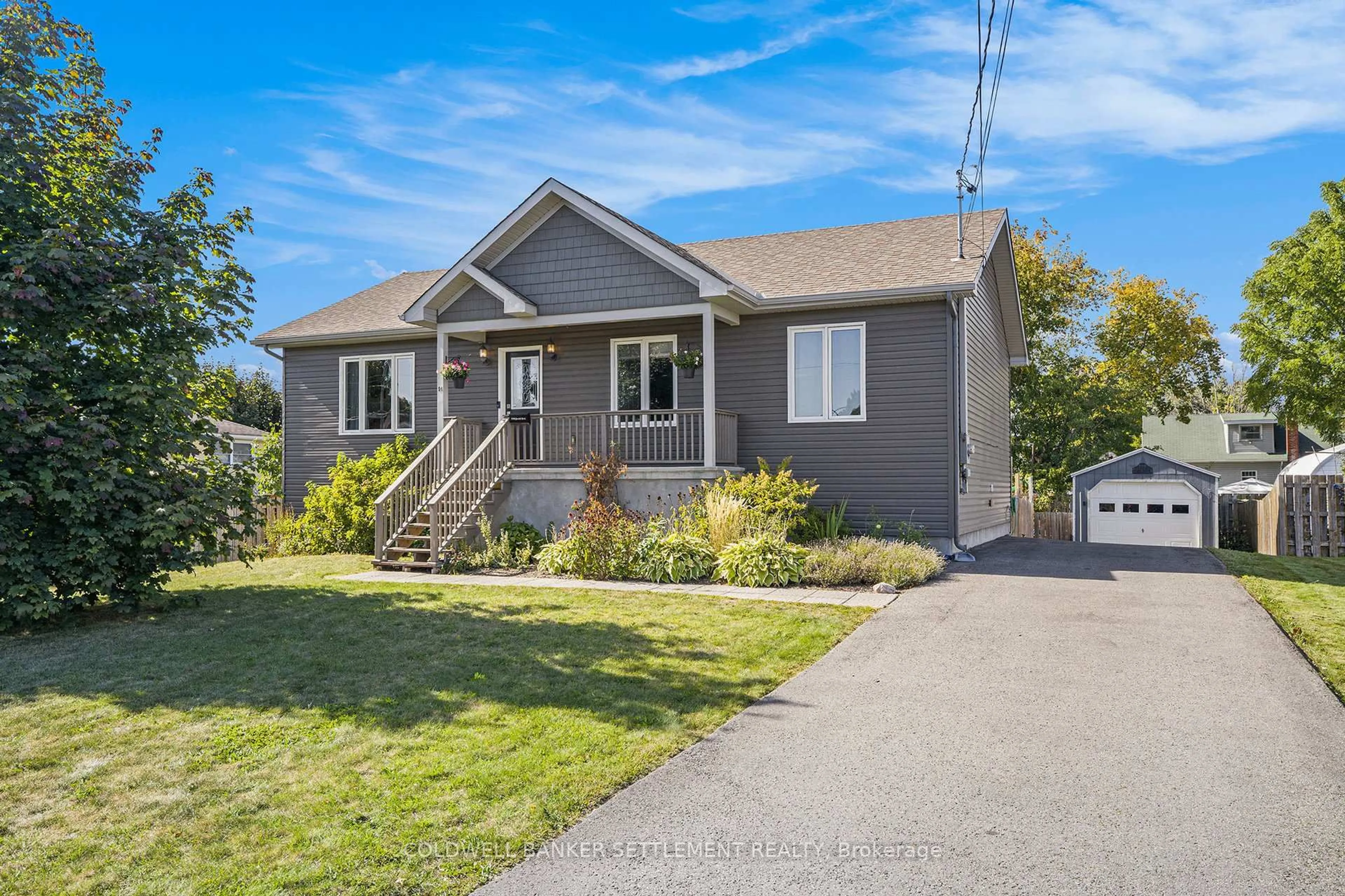 Home with vinyl exterior material, street for 14 McDonald St, Smiths Falls Ontario K7A 1L1