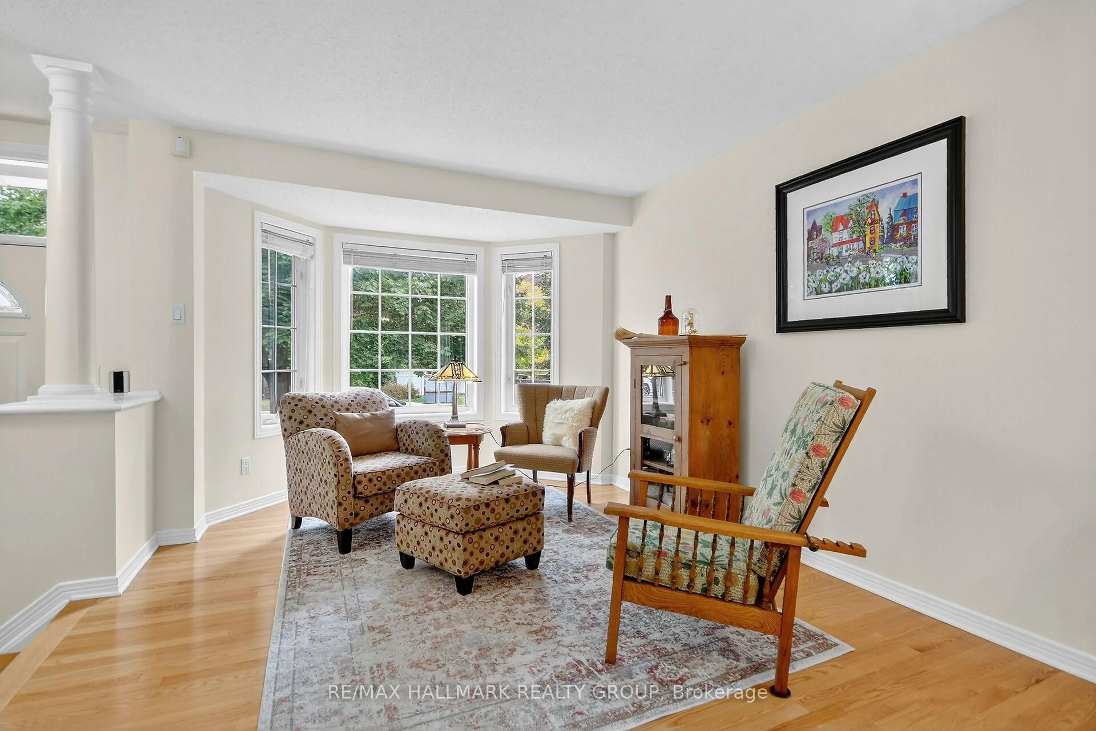 Living room with furniture, unknown for 92 Stonemeadow Dr, Kanata Ontario K2M 2M3