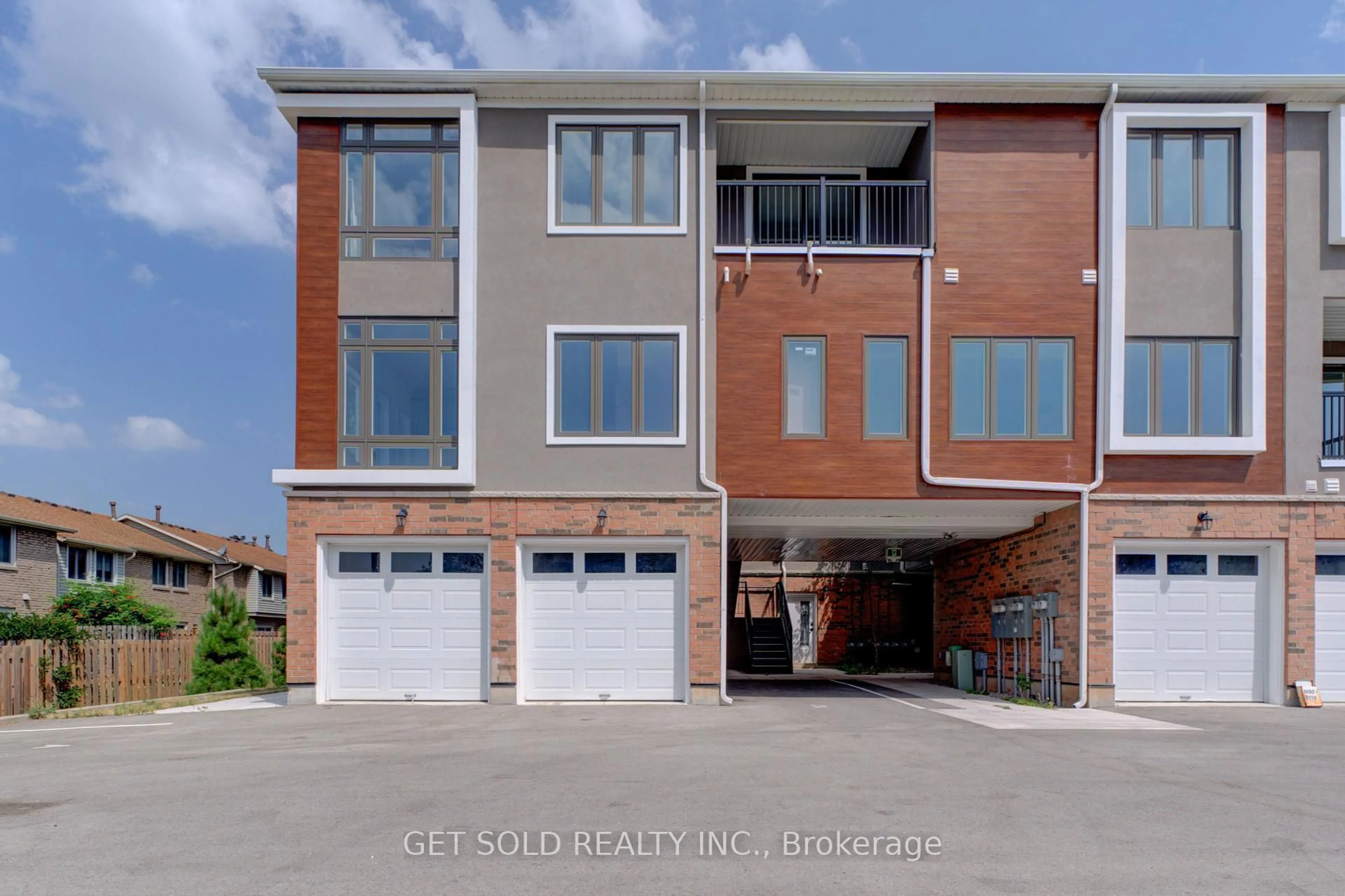 Home with brick exterior material, building for 6701 Thorold Stone Rd #1, Niagara Falls Ontario L2J 1B3