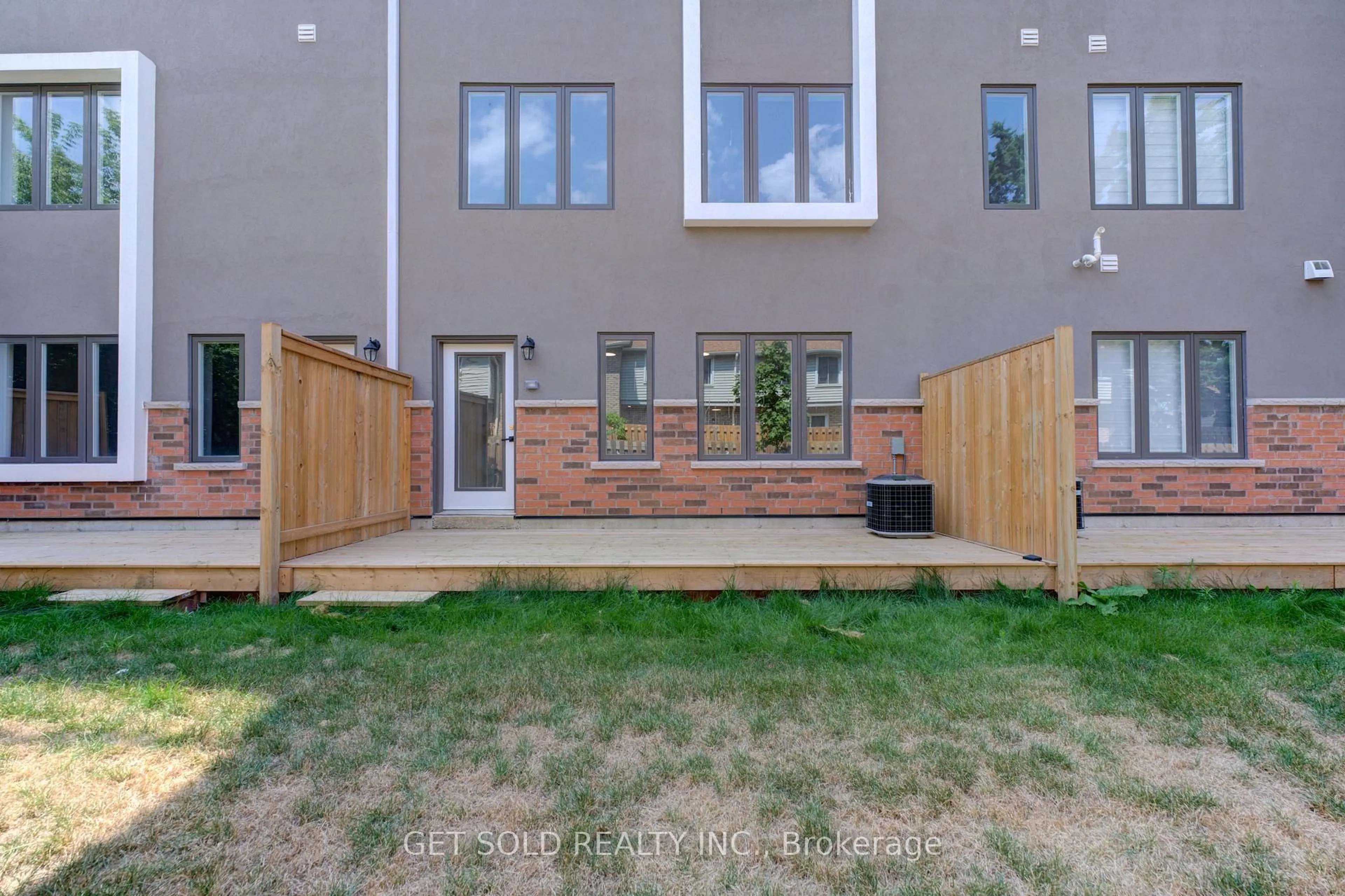 Unknown for 6701 Thorold Stone Rd #3, Niagara Falls Ontario L2J 1B3