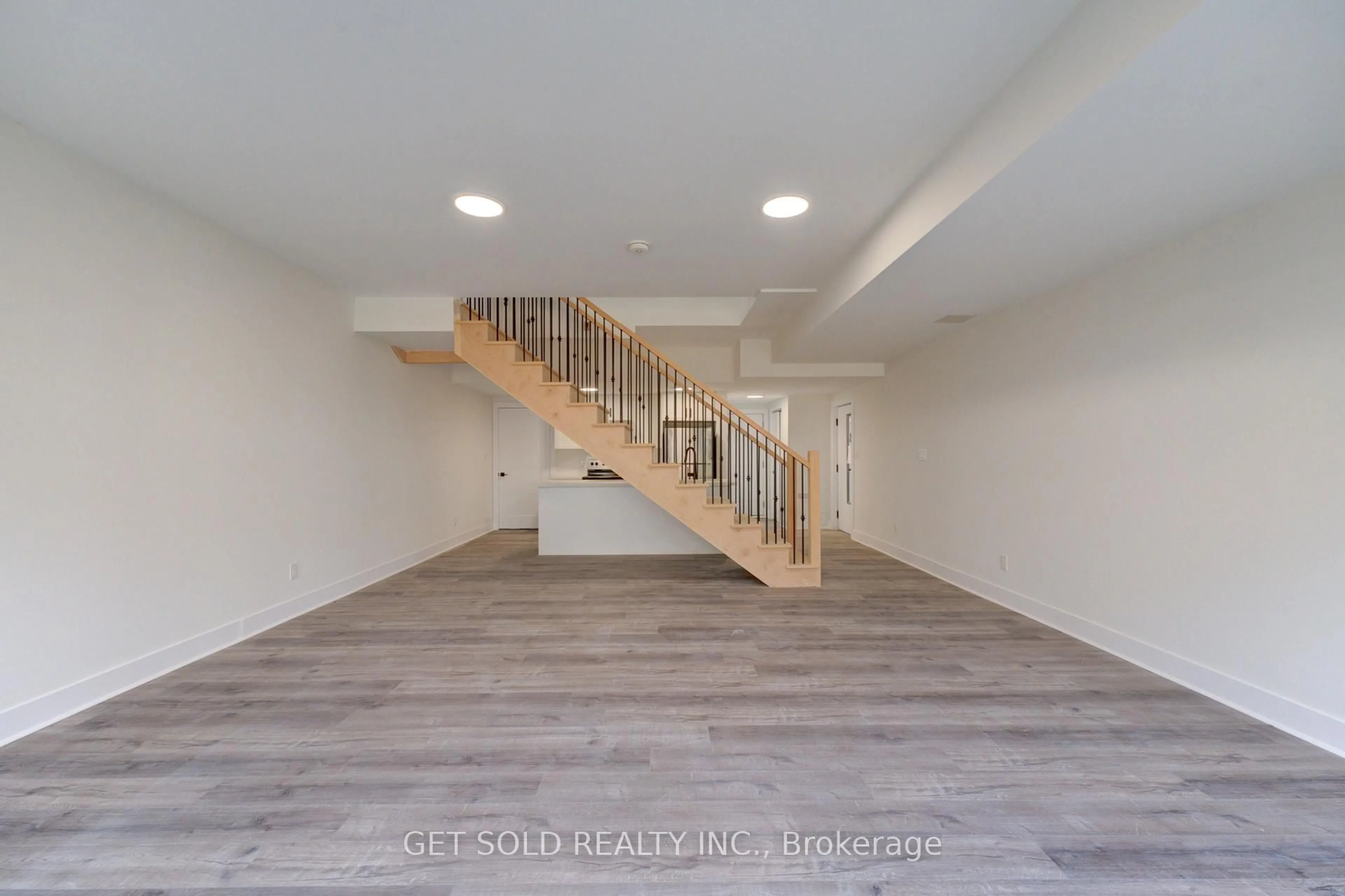 Unknown for 6701 Thorold Stone Rd #3, Niagara Falls Ontario L2J 1B3