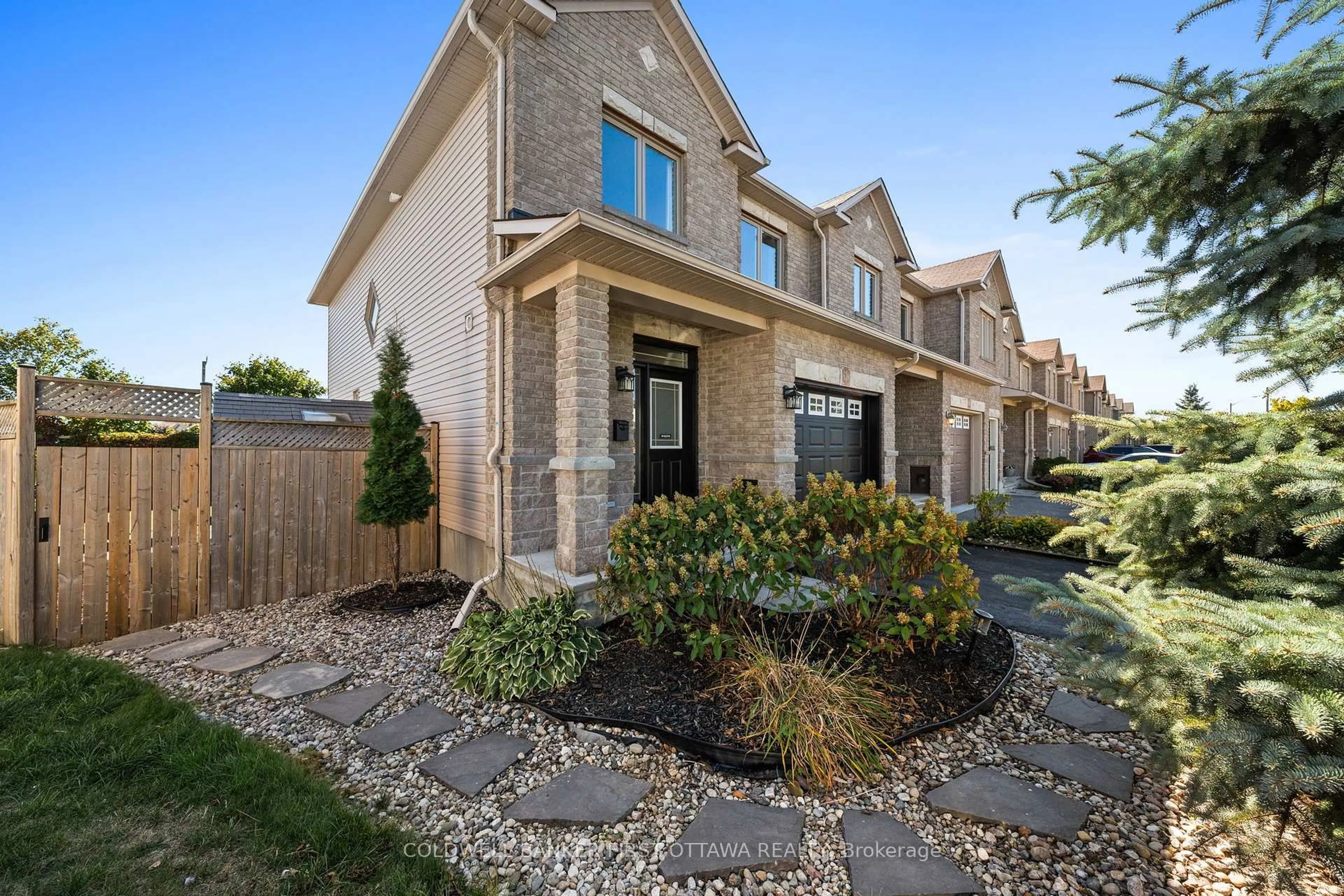 Home with brick exterior material, street for 638 Pepperville Cres, Ottawa Ontario K2M 0E8
