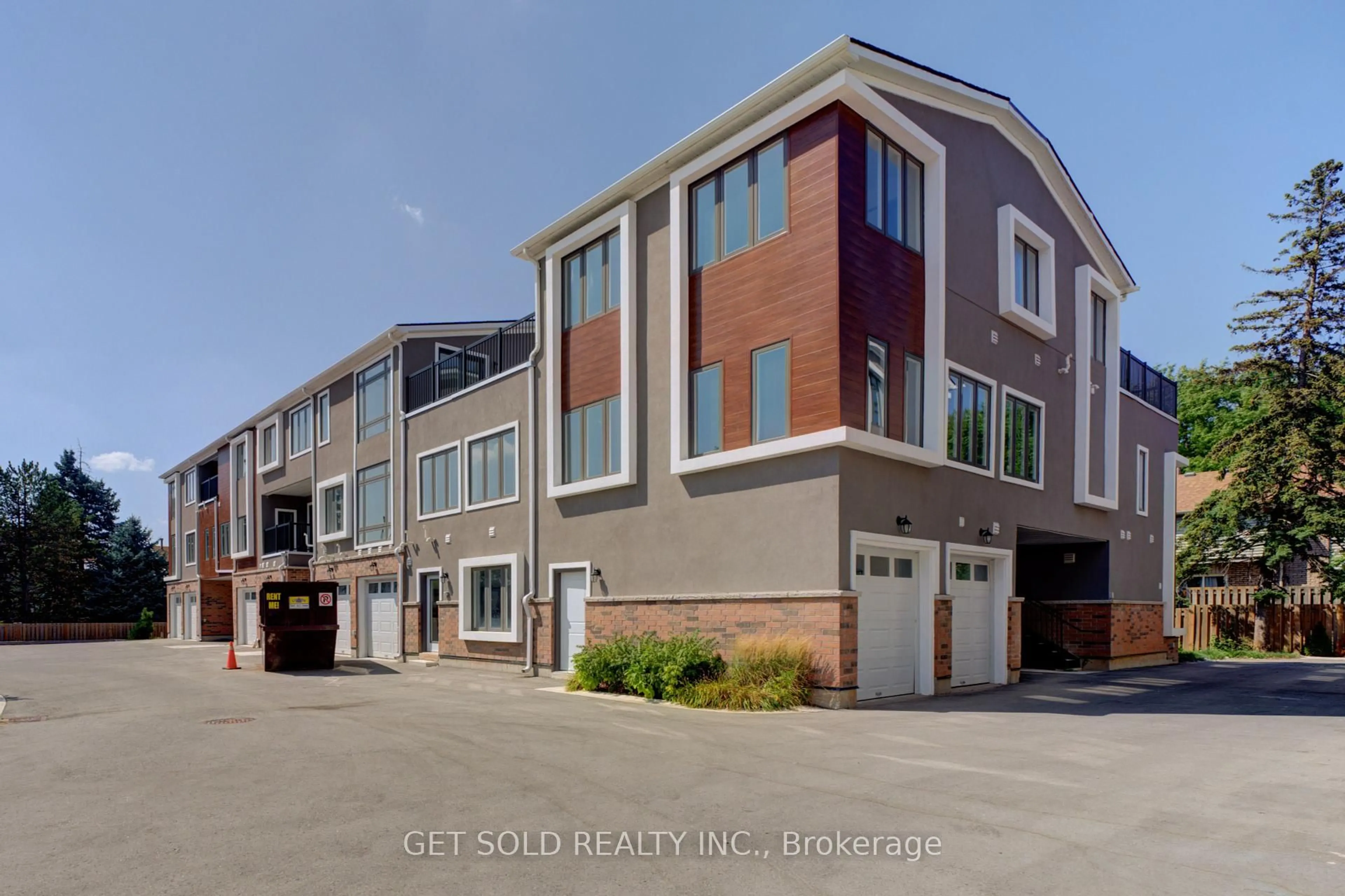Home with brick exterior material, street for 6701 Thorold Stone Rd #4, Niagara Falls Ontario L2J 1B3