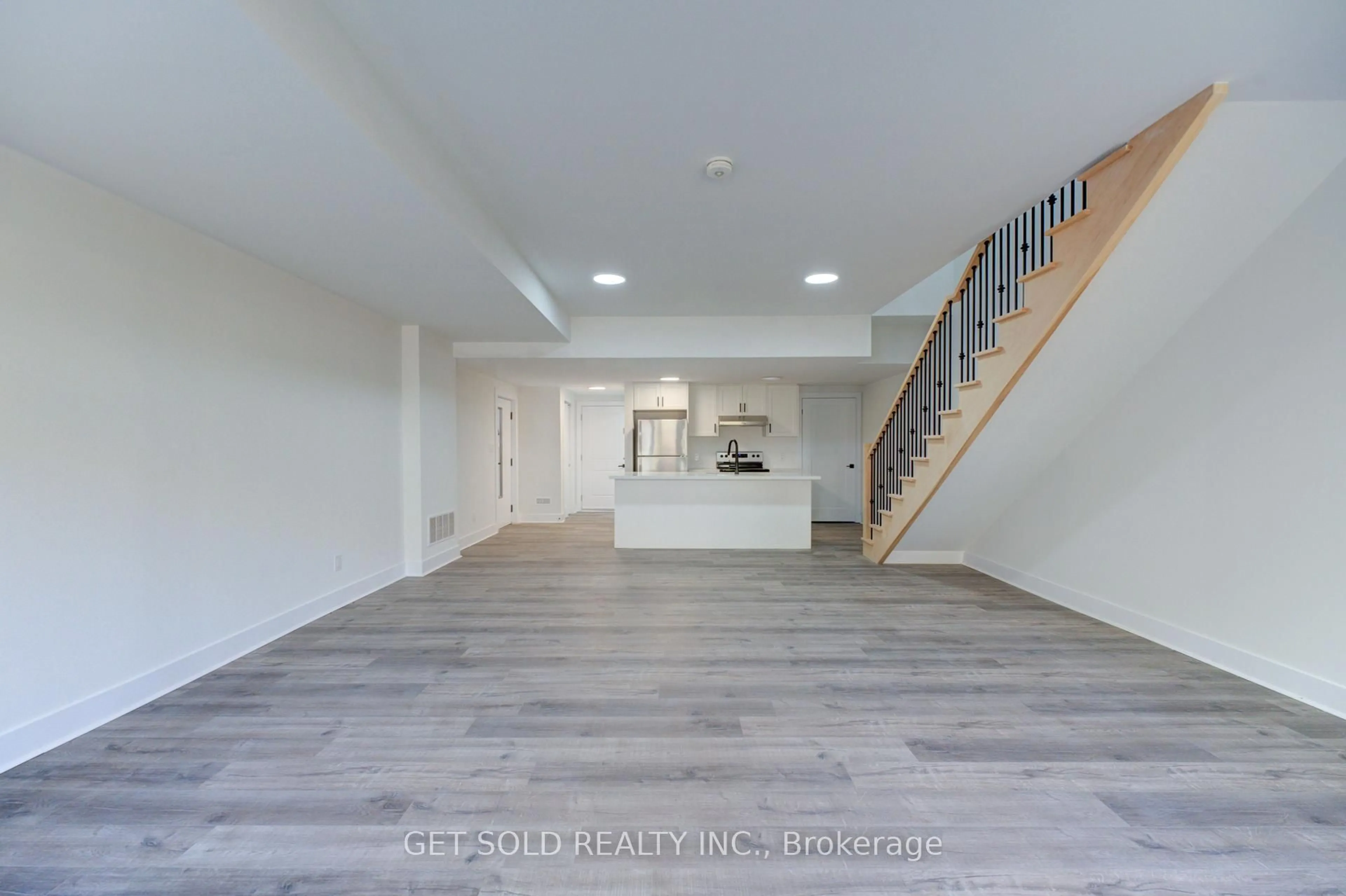 Unknown for 6701 Thorold Stone Rd #4, Niagara Falls Ontario L2J 1B3