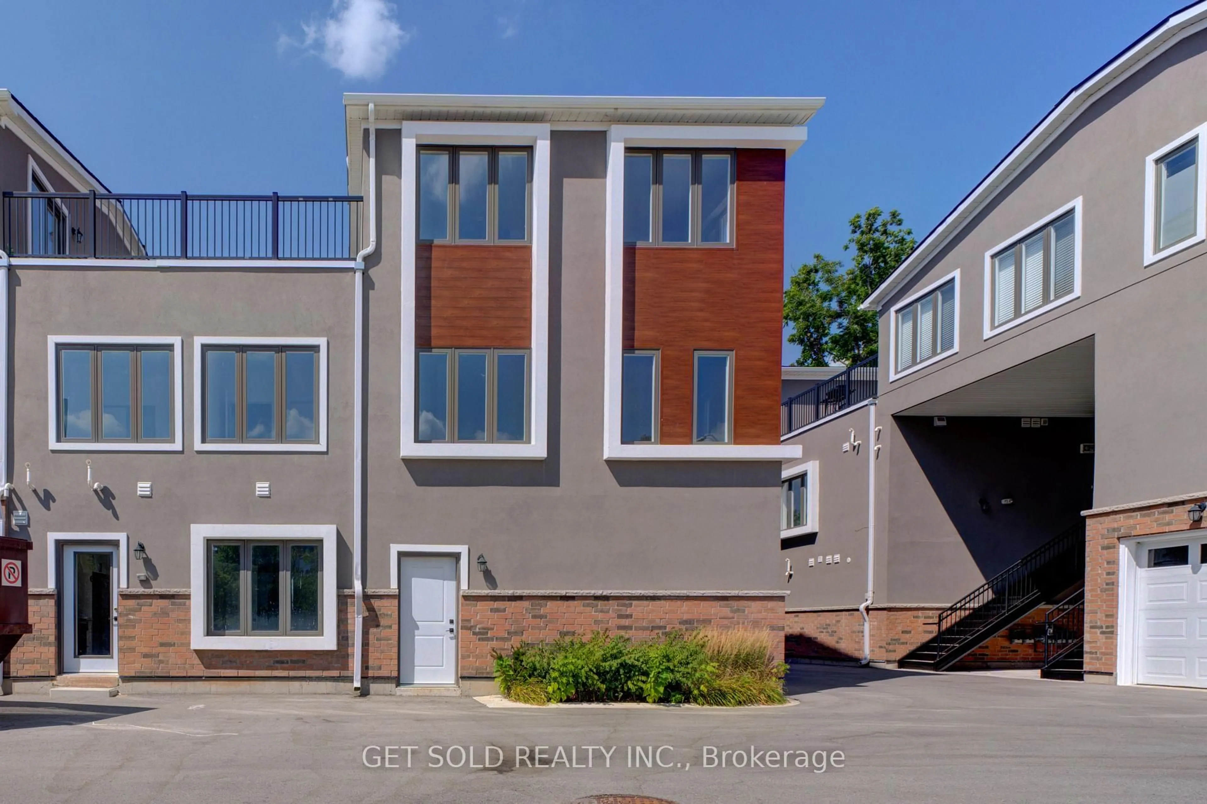 Home with brick exterior material, street for 6701 Thorold Stone Rd #6, Niagara Falls Ontario L2J 1B3