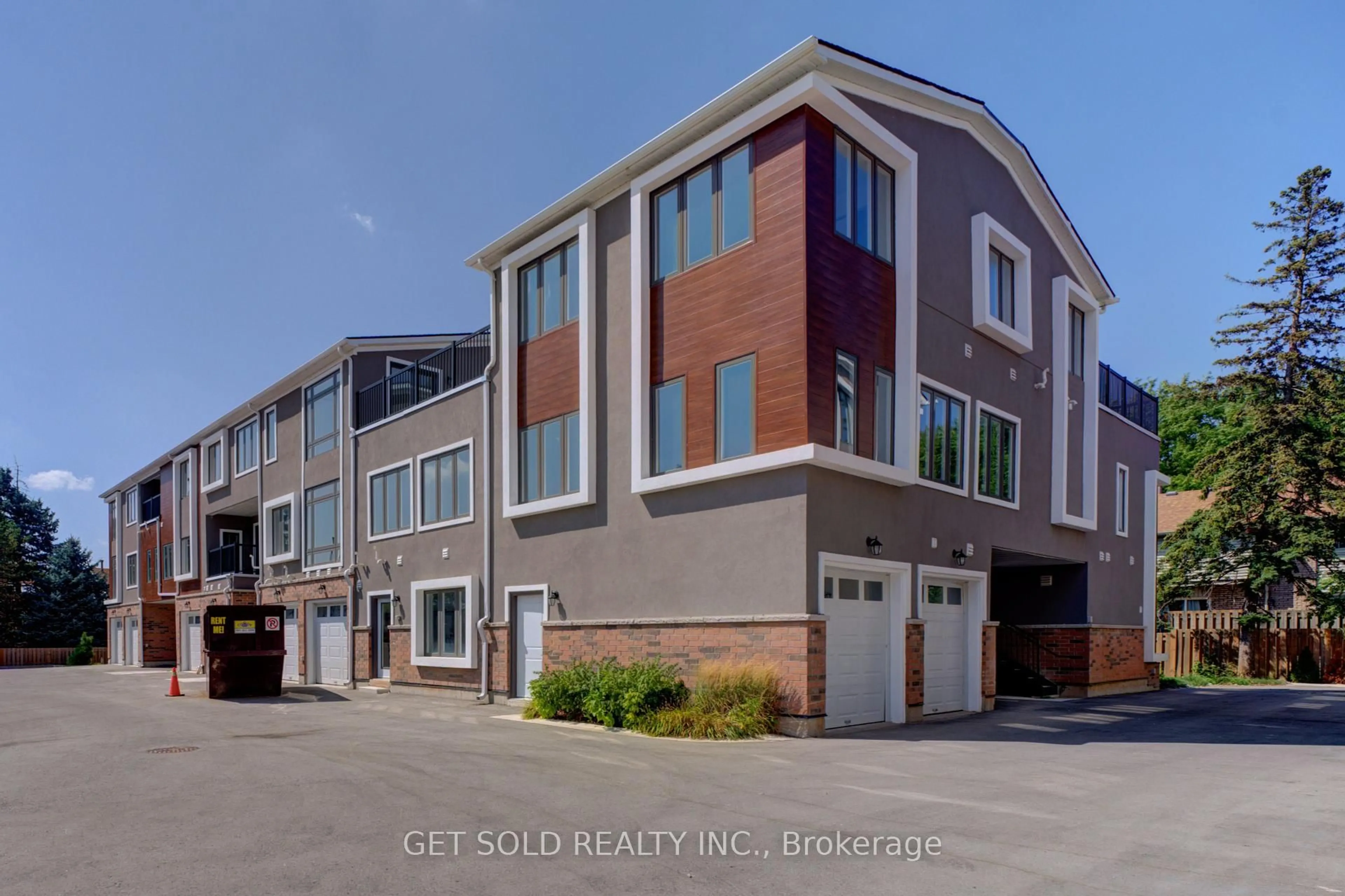 Home with brick exterior material, street for 6701 Thorold Stone Rd #6, Niagara Falls Ontario L2J 1B3