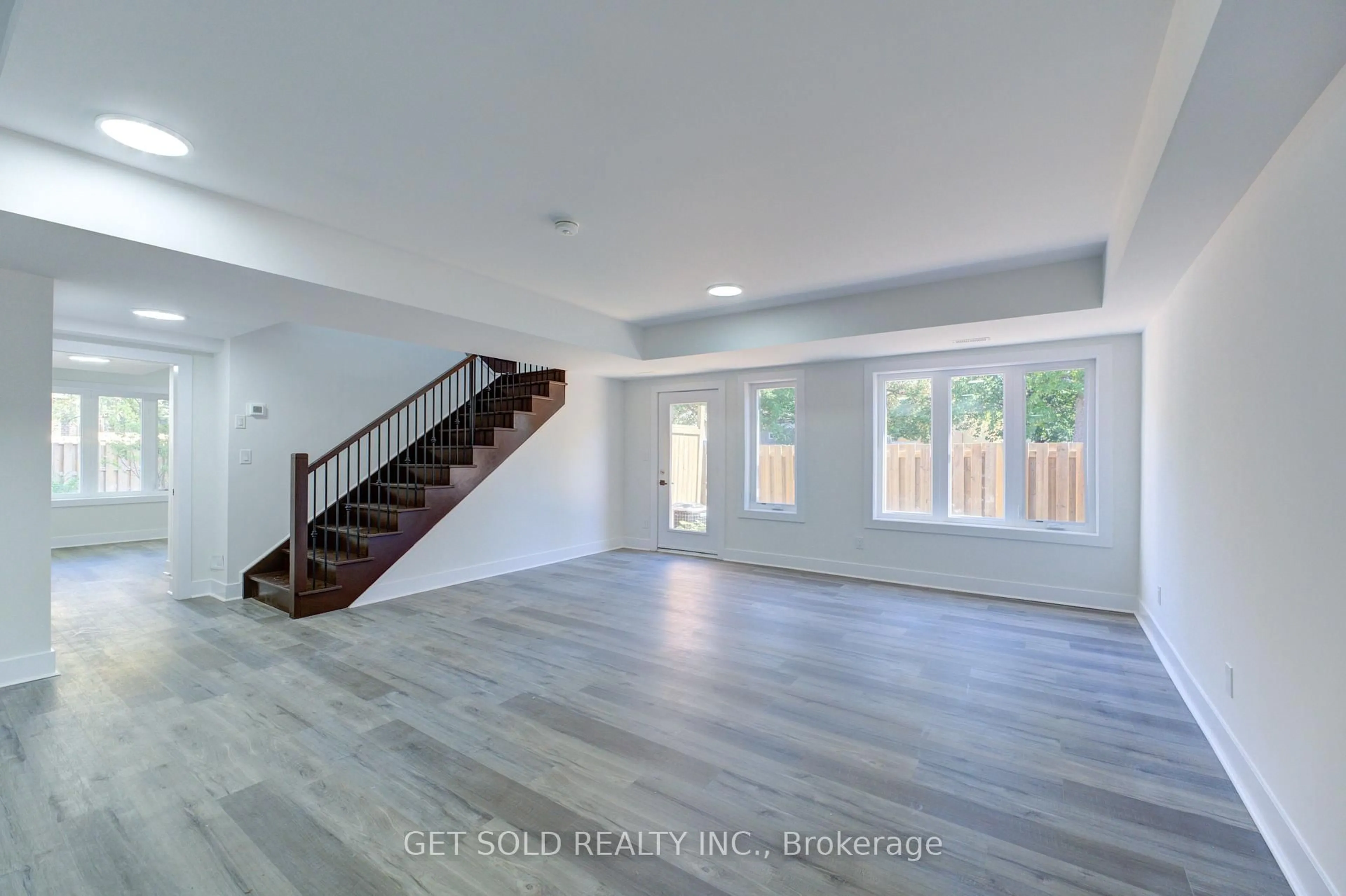 Unknown for 6701 Thorold Stone Rd #7, Niagara Falls Ontario L2J 1B3