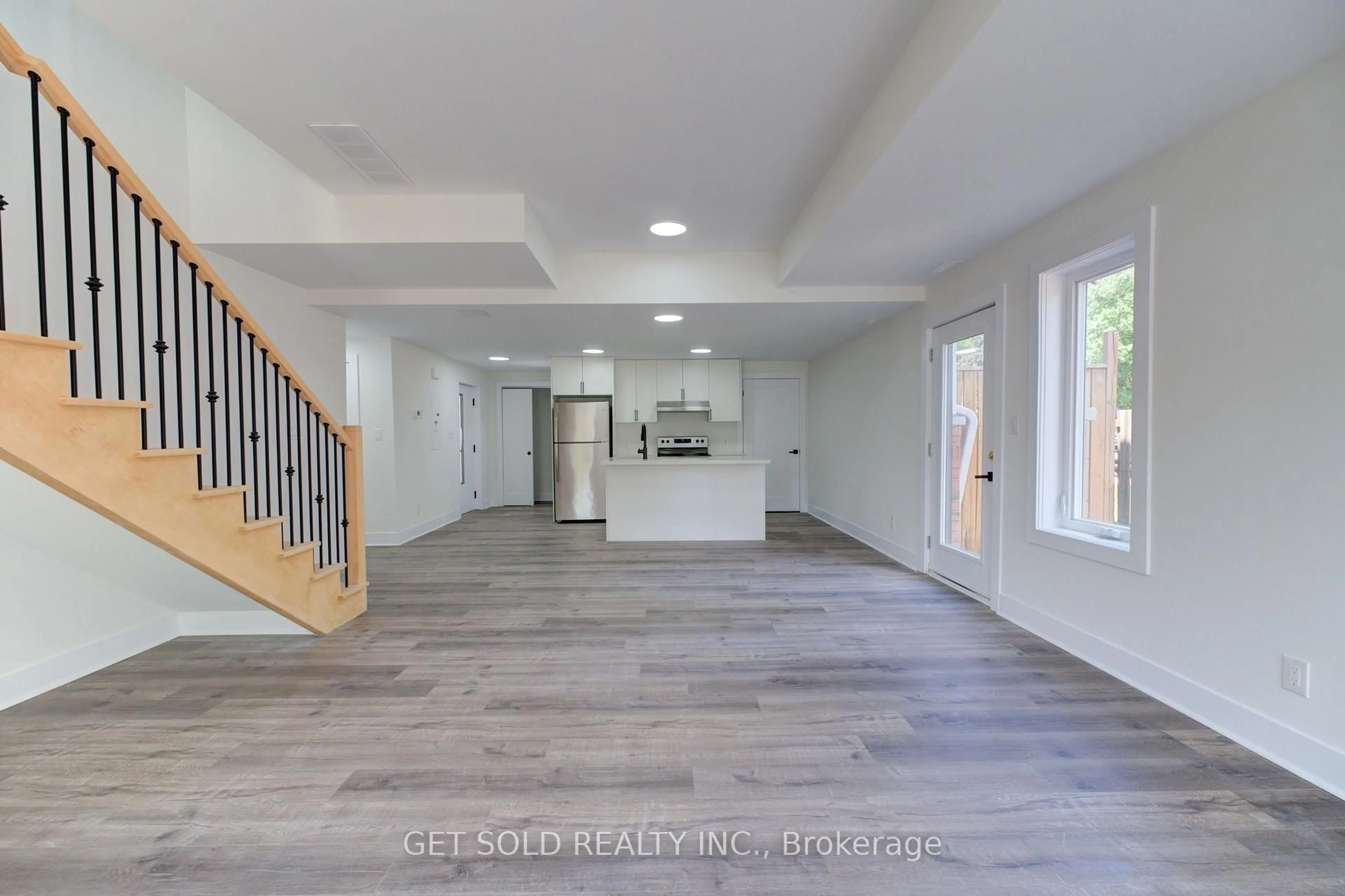 Unknown for 6701 Thorold Stone Rd #8, Niagara Falls Ontario L2J 1B3