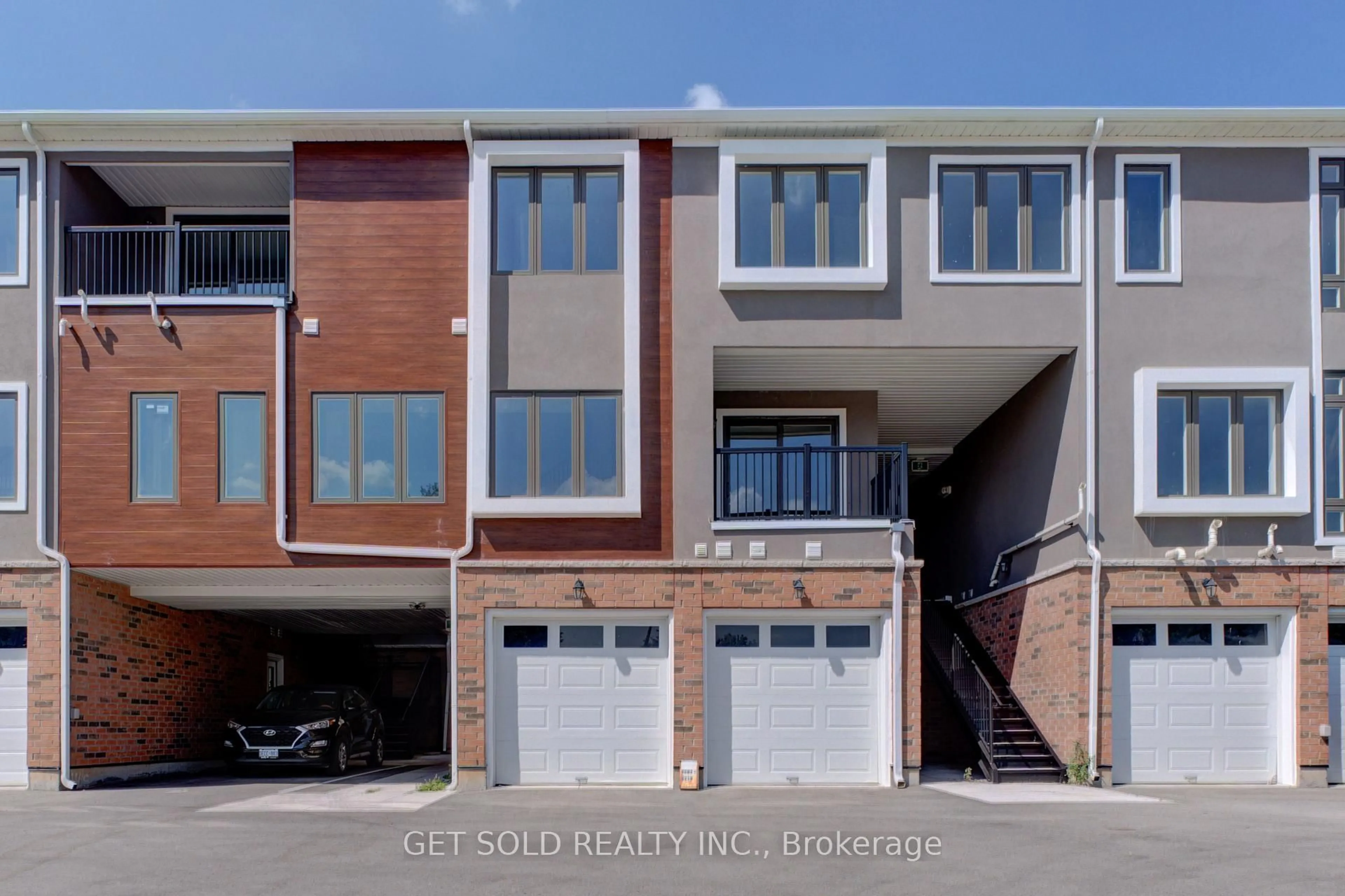 Home with brick exterior material, street for 6701 Thorold Stone Rd #10, Niagara Falls Ontario L2J 1B3