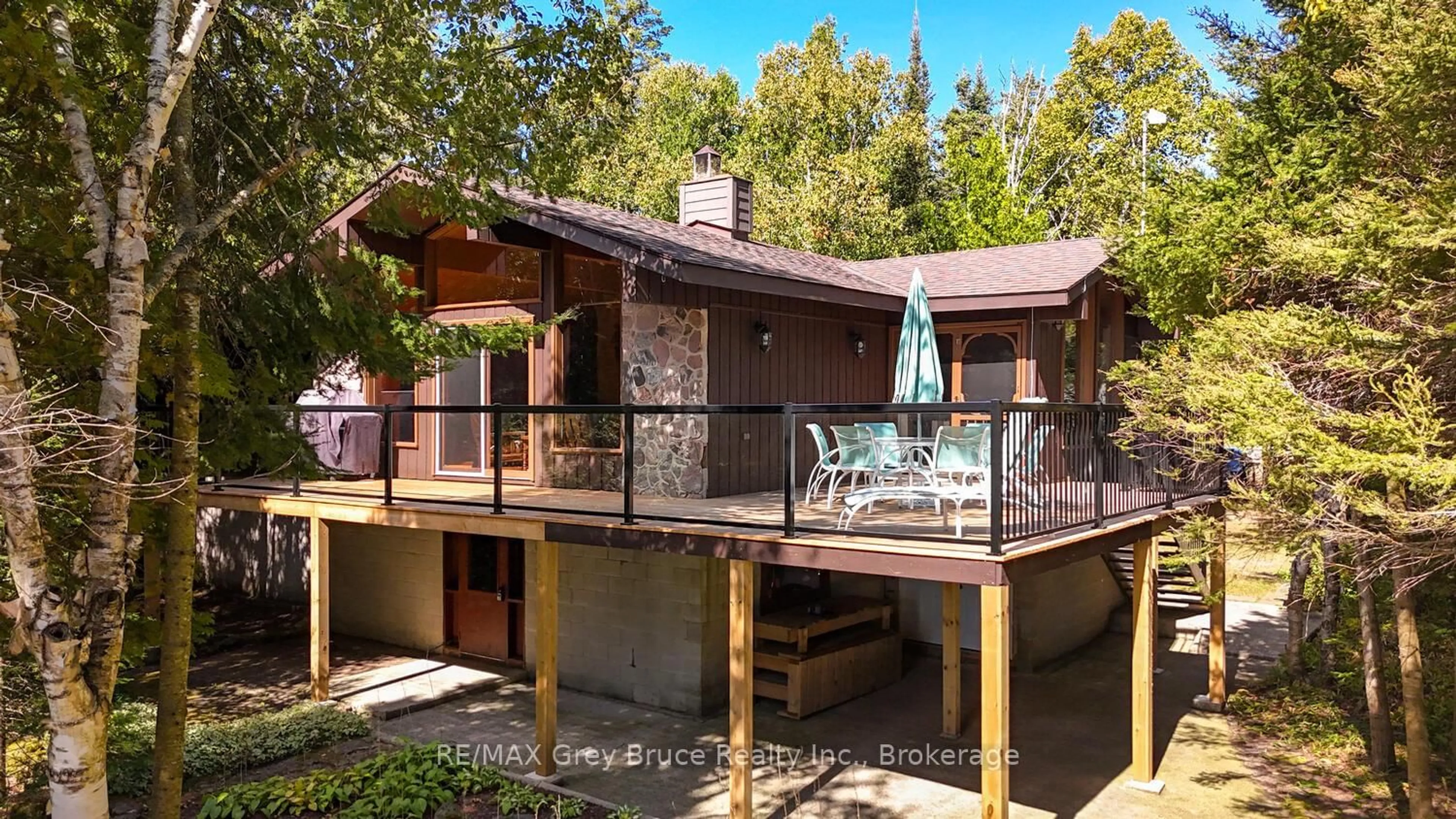 Patio, unknown for 27 Silverside Point Dr, Northern Bruce Peninsula Ontario N0H 1Z0