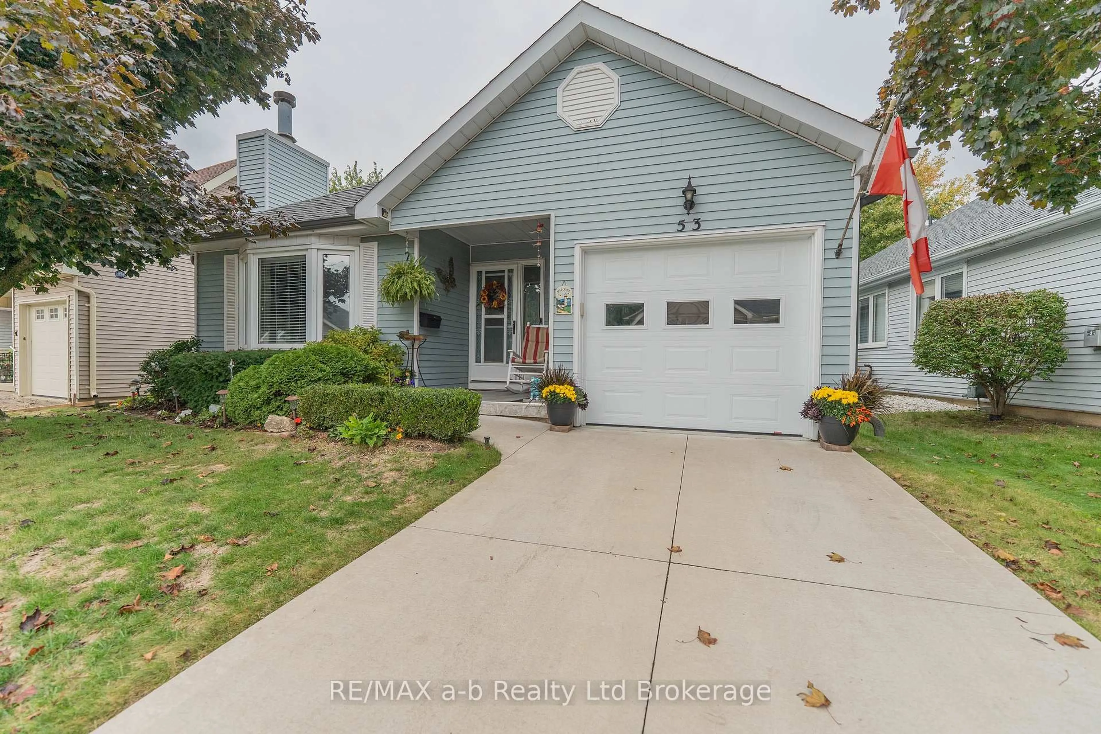 Unknown for 53 HAWKINS Cres, Tillsonburg Ontario N4G 5K6