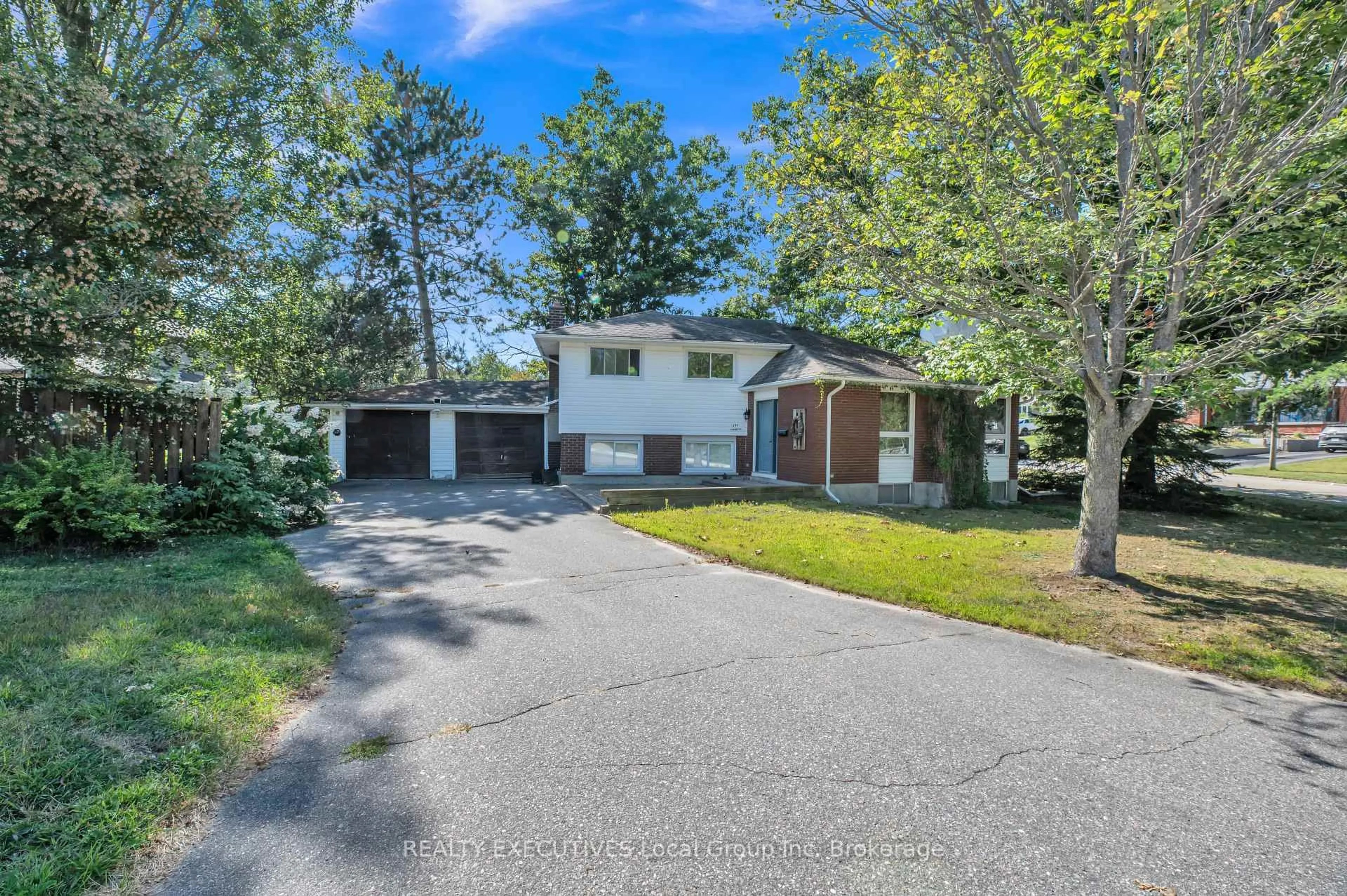 Unknown for 397 CAMELOT Dr, North Bay Ontario P1A 3K8