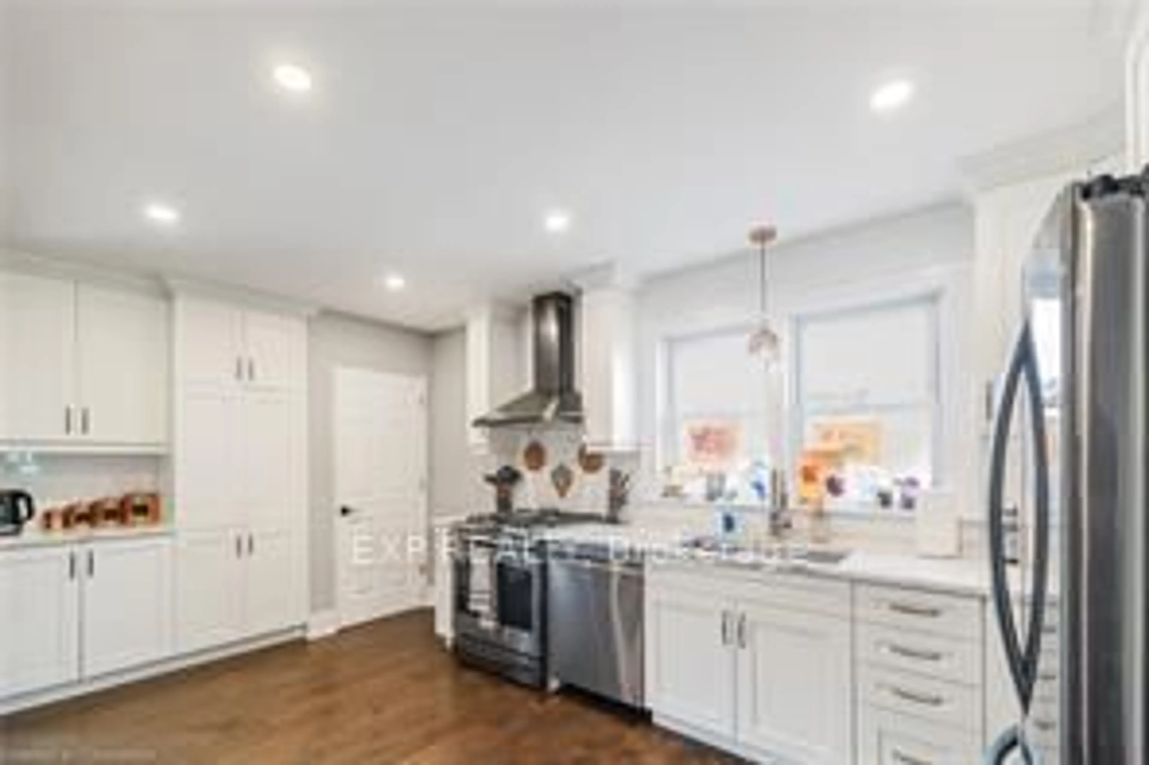 Open concept kitchen, unknown for 1057 Clare Ave, Cambridge Ontario N3H 2E2